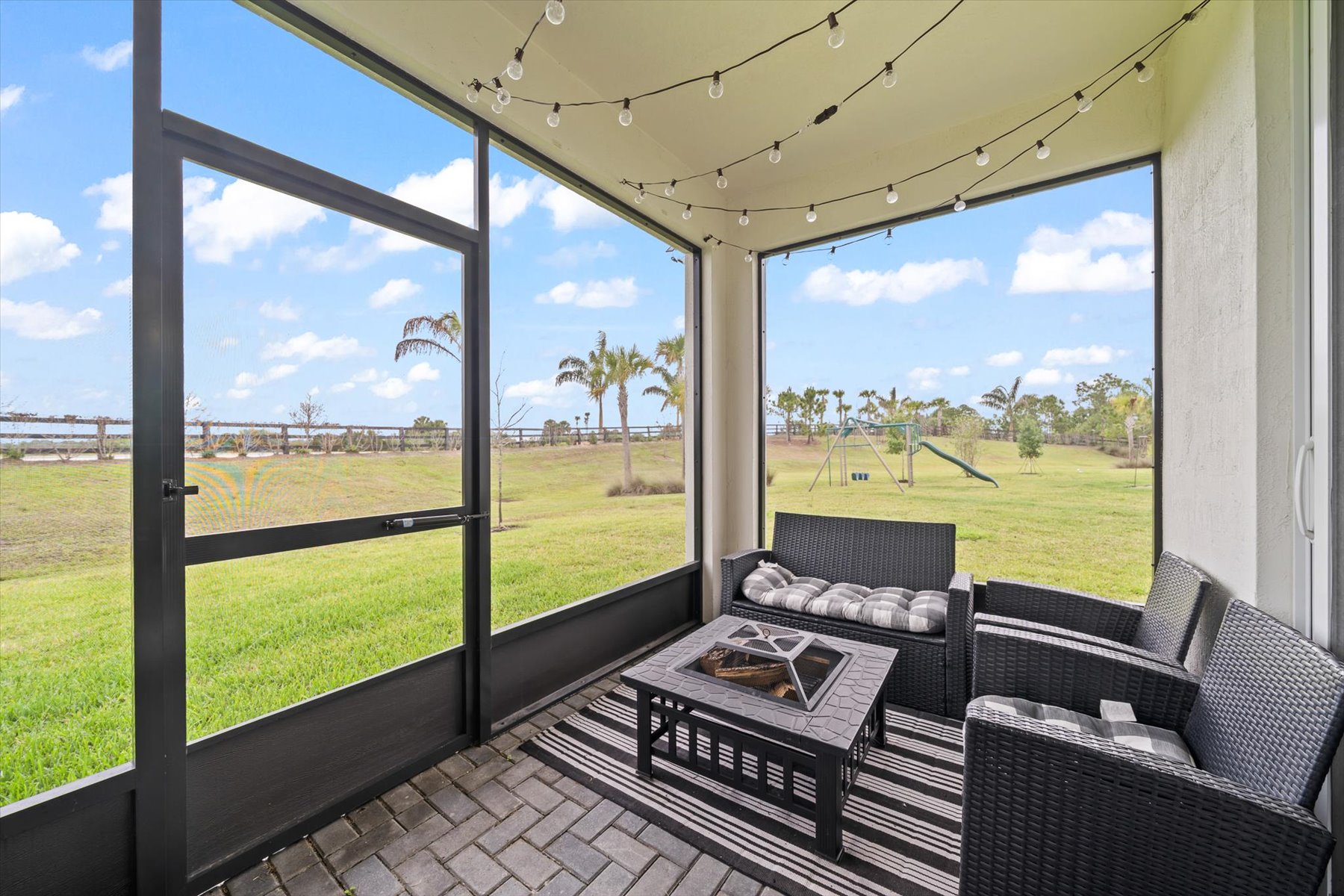  732 Veridian Circle NW, Palm Bay, FL, 32907 - 物件實景