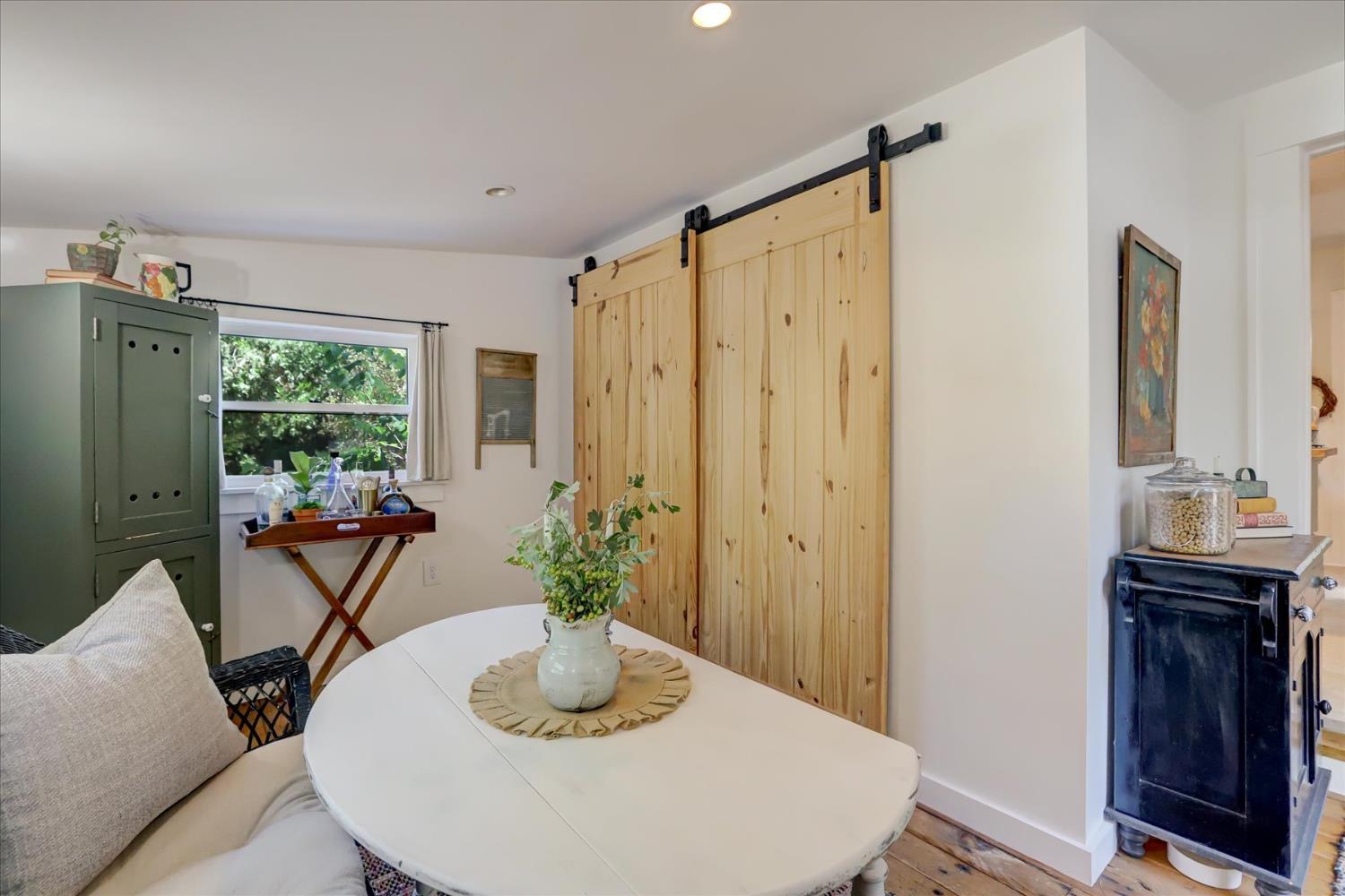 Nevada City, California, 95959, United States, 2 Bedrooms Bedrooms, ,1 BathroomBathrooms,Residential,For Sale,1982930