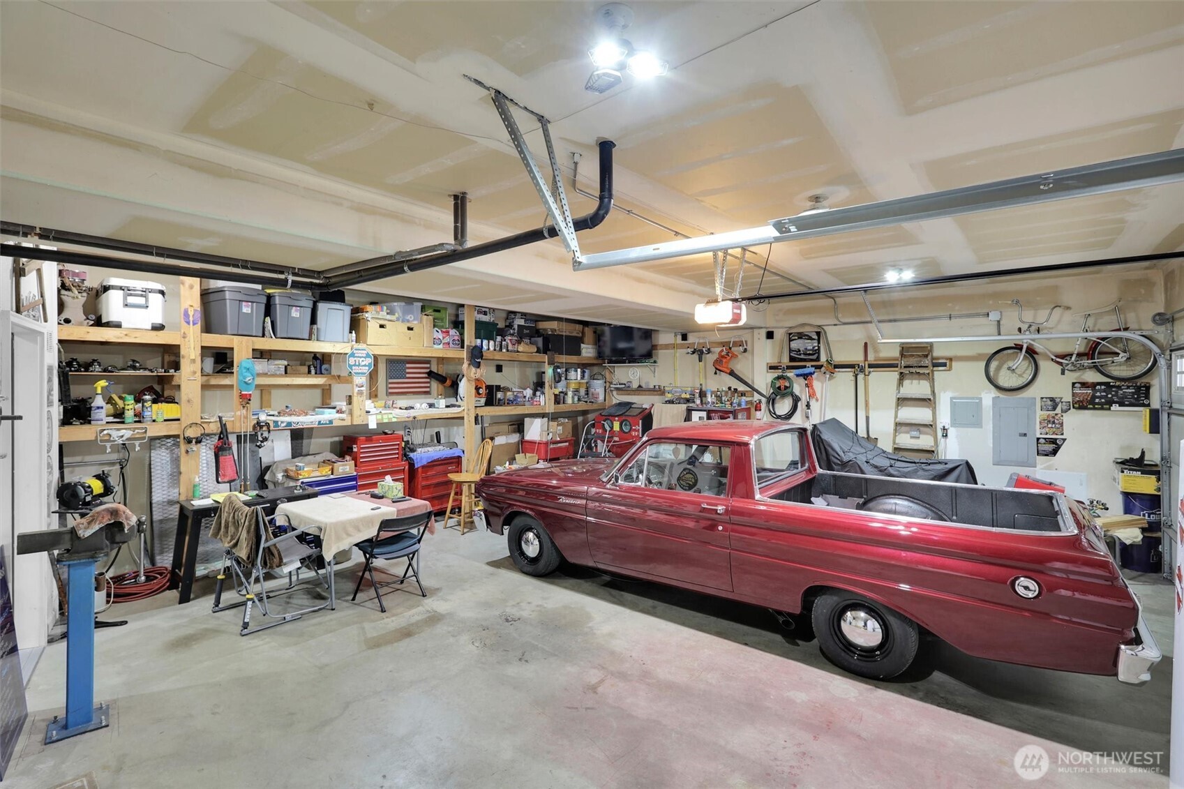 Tacoma, Washington, 98444, United States, 4 Bedrooms Bedrooms, ,4 BathroomsBathrooms,Residential,For Sale,1973833