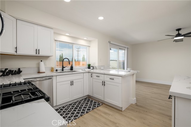 Lake Elsinore, California, 92530, United States, 3 Bedrooms Bedrooms, ,2 BathroomsBathrooms,Residential,For Sale,1942954