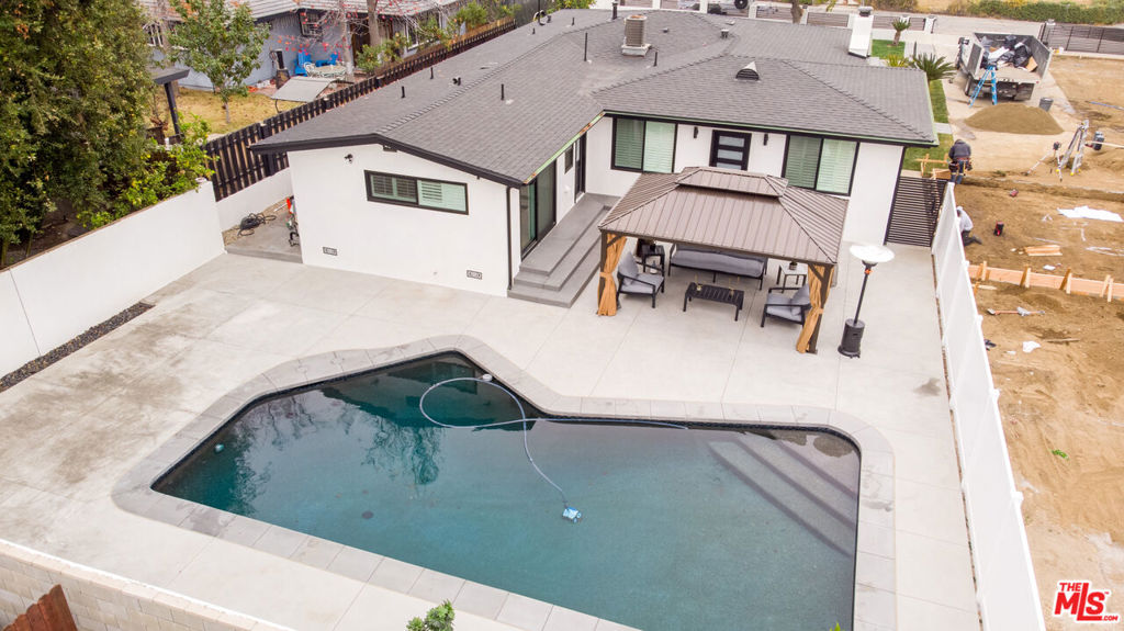 Duarte, California, 91010, United States, 6 Bedrooms Bedrooms, ,3 BathroomsBathrooms,Residential,For Sale,1836068