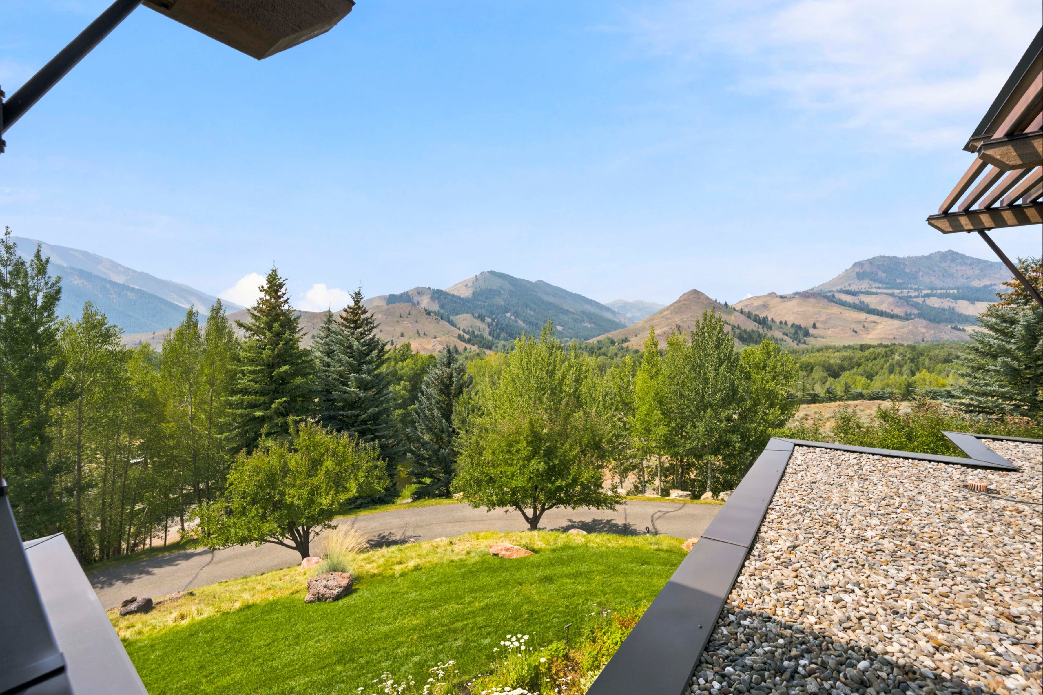  Nothing Compares to an Exquisite Bigwood Residence - 物件實景