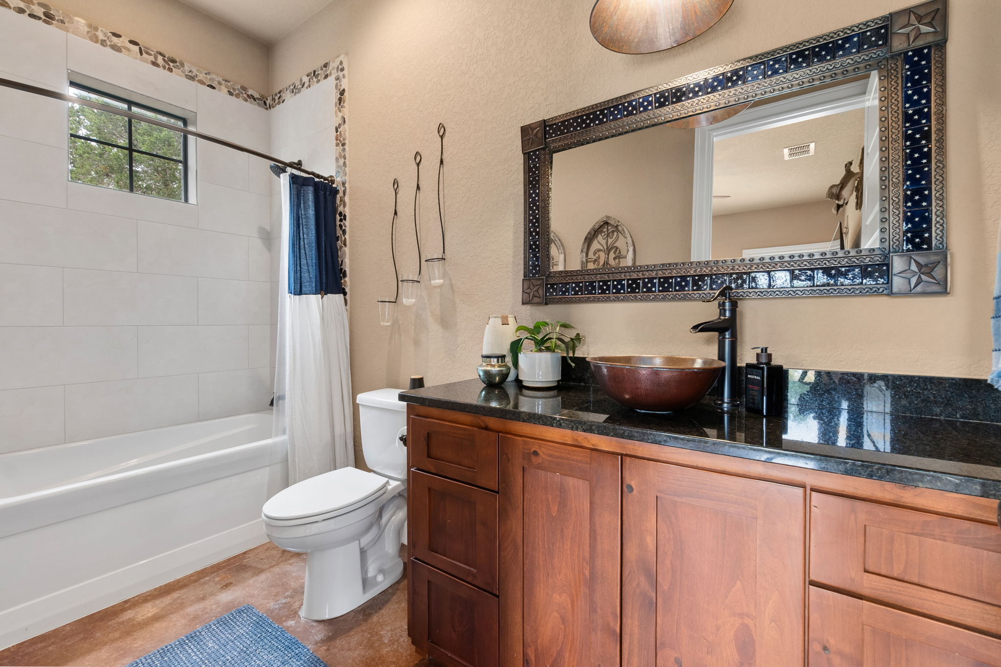  Private Hilltop Estate Overlooking Government Canyon - 物件實景