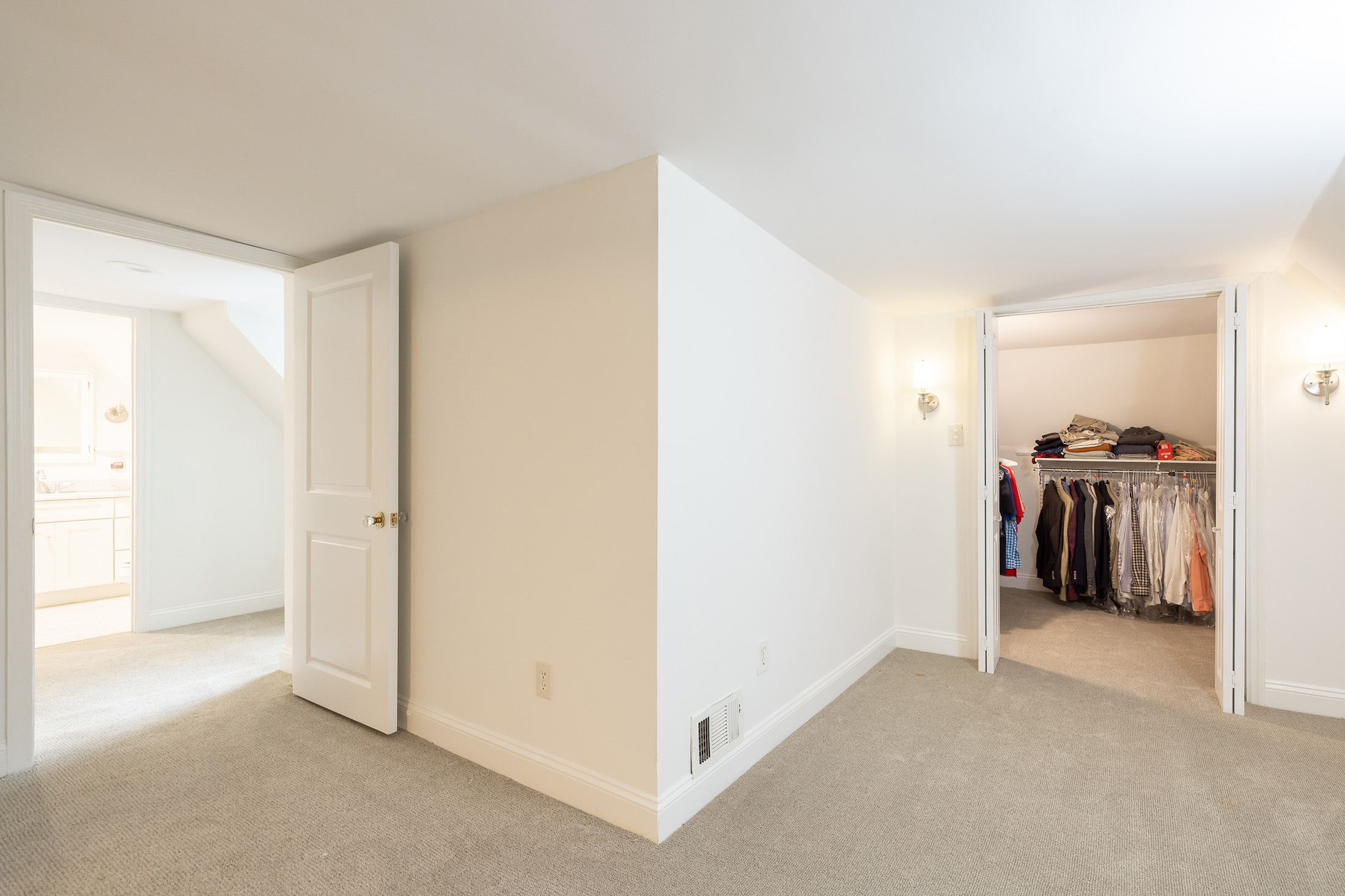  Morningside Duplex Offers Character, Location and Financial Flexibility - 物件實景