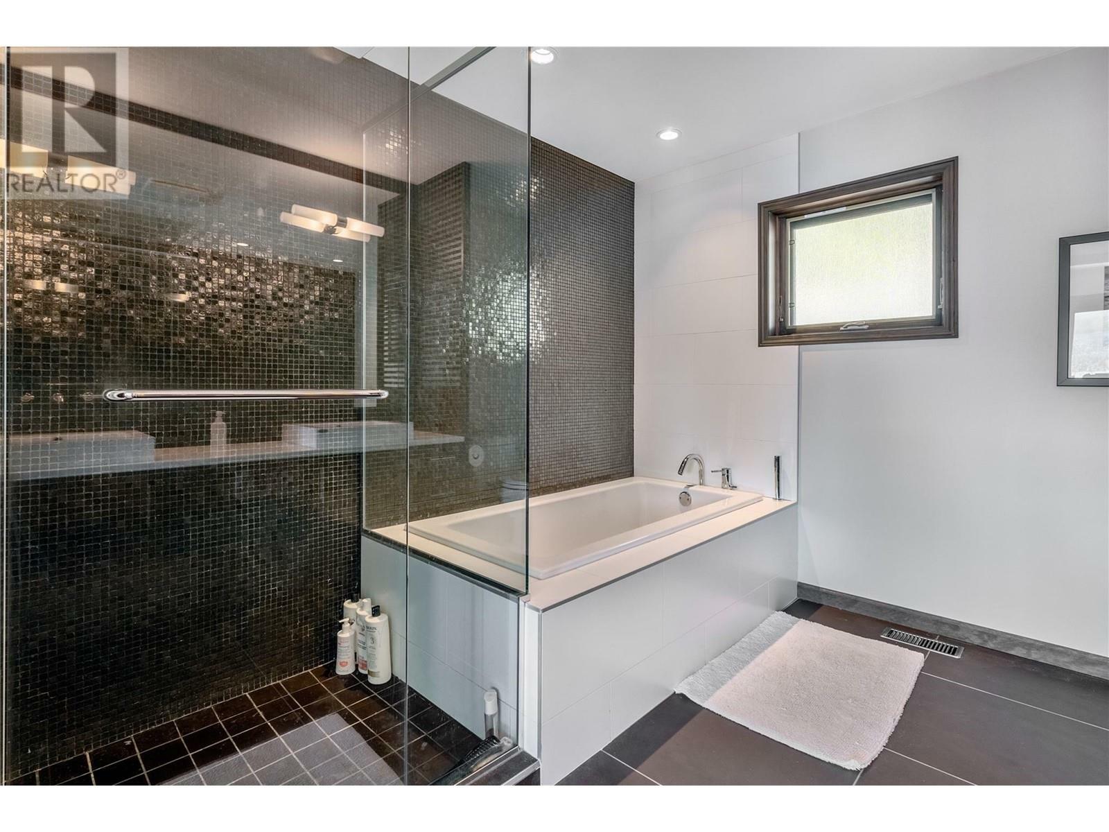 ANGLEMONT, British Columbia, V0E 1M8, CA, 5 Bedrooms Bedrooms, ,4 BathroomsBathrooms,Residential,For Sale,1838745