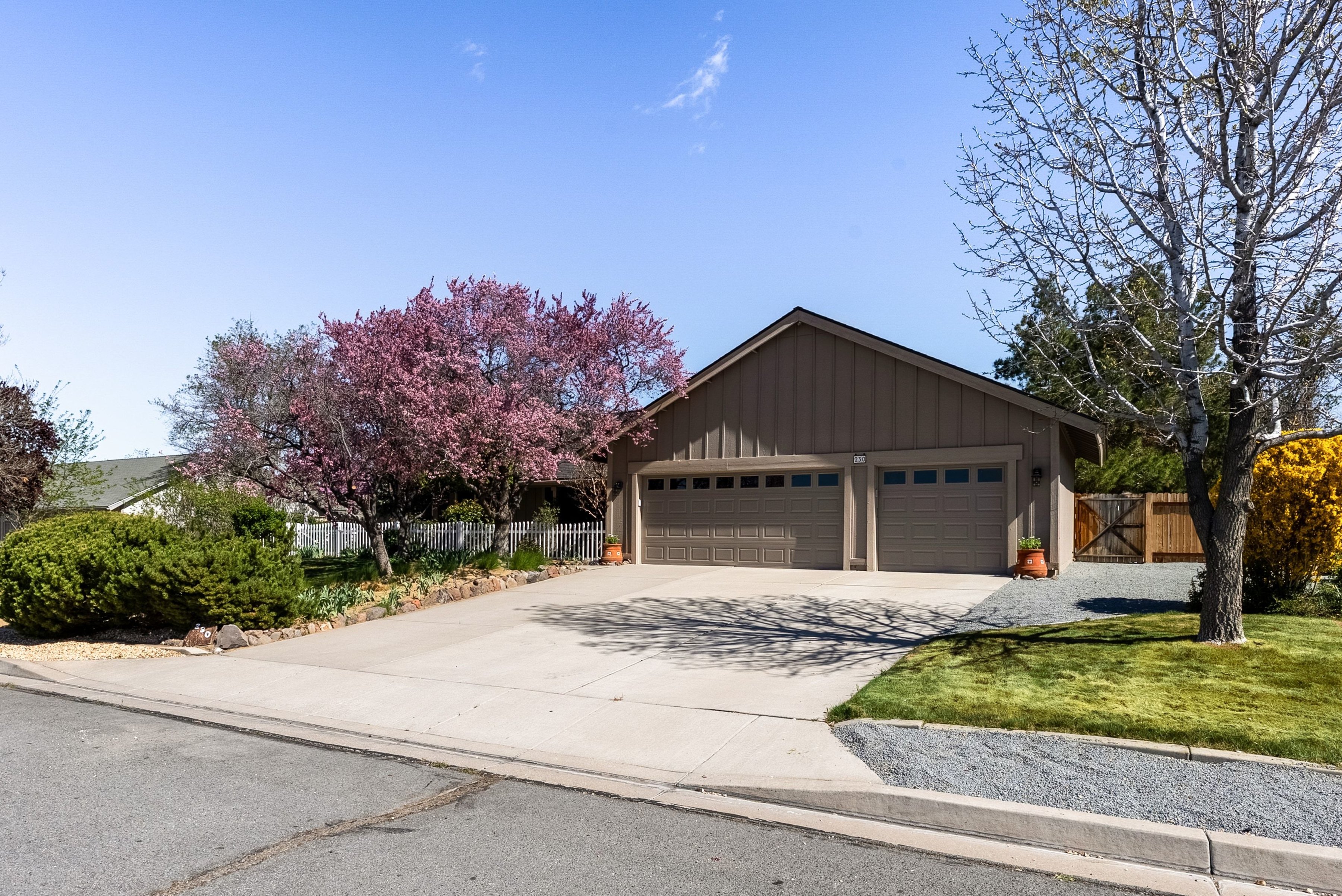  Bridle Path Equestrian Property in Sparks NV – 1 Acre with Owned Solar, New Roof - 物件實景