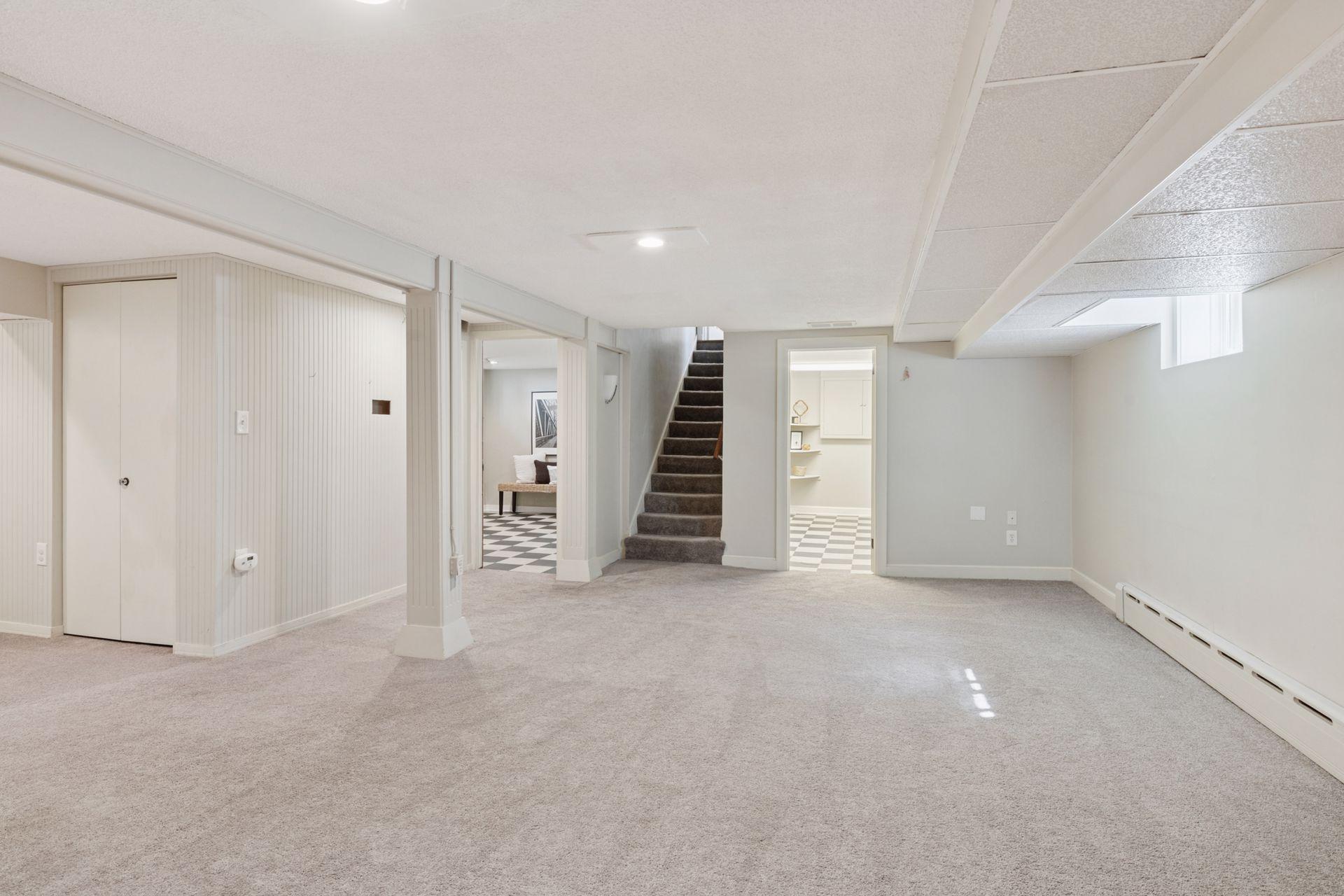 Minneapolis, Minnesota, 55410, United States, 4 Bedrooms Bedrooms, ,1 BathroomBathrooms,Residential,For Sale,1939161
