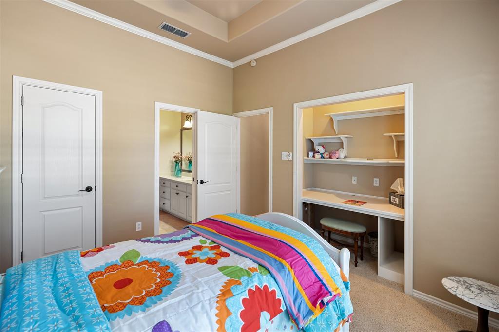 Granbury, Texas, 76049, United States, 3 Bedrooms Bedrooms, ,3 BathroomsBathrooms,Residential,For Sale,1816567