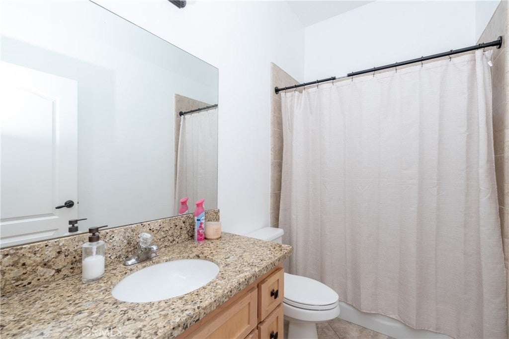 Pinon Hills, California, 92372, United States, 4 Bedrooms Bedrooms, ,3 BathroomsBathrooms,Residential,For Sale,1975870