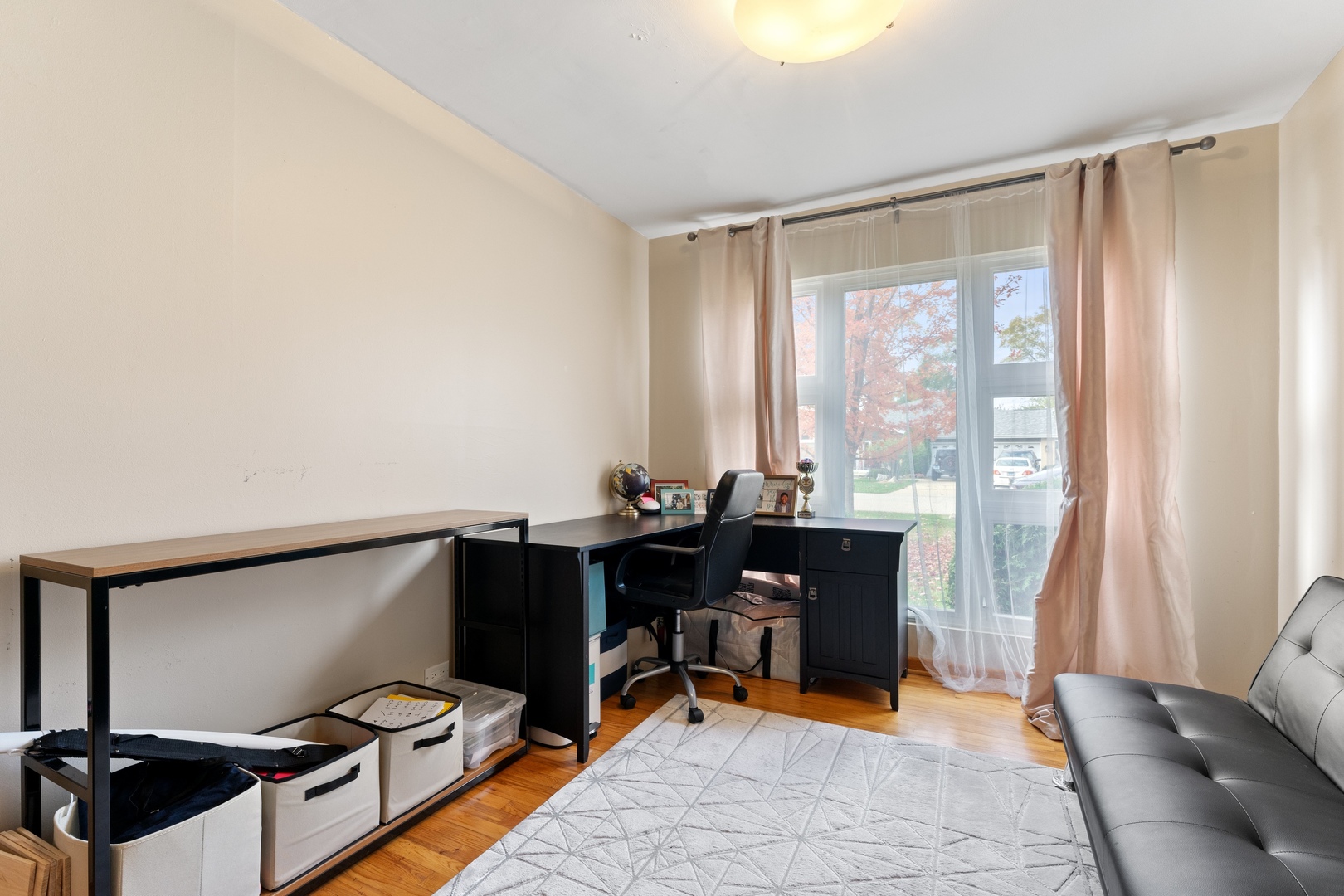 Northbrook, Illinois, 60062, United States, 5 Bedrooms Bedrooms, ,5 BathroomsBathrooms,Residential,For Sale,1987752