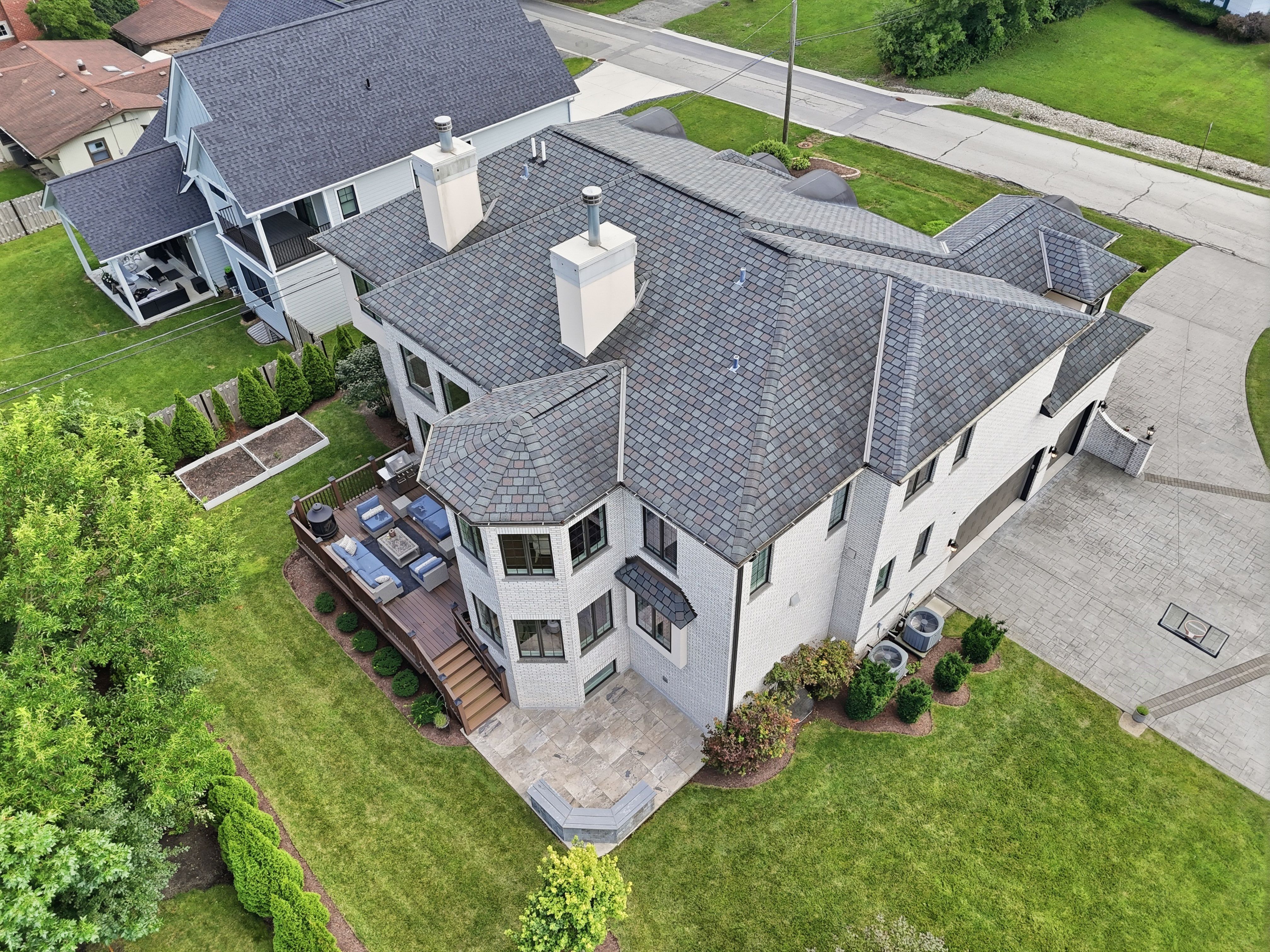  Perfectly Positioned in the Prestigious Golfview Hills Community of Hinsdale - 物件實景