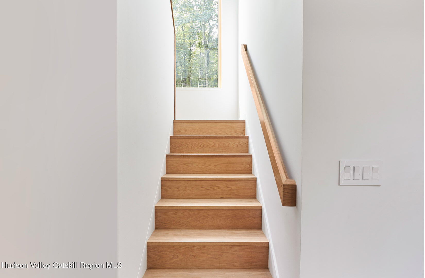 Woodstock, New York, 12498, United States, 3 Bedrooms Bedrooms, ,2 BathroomsBathrooms,Residential,For Sale,1850137