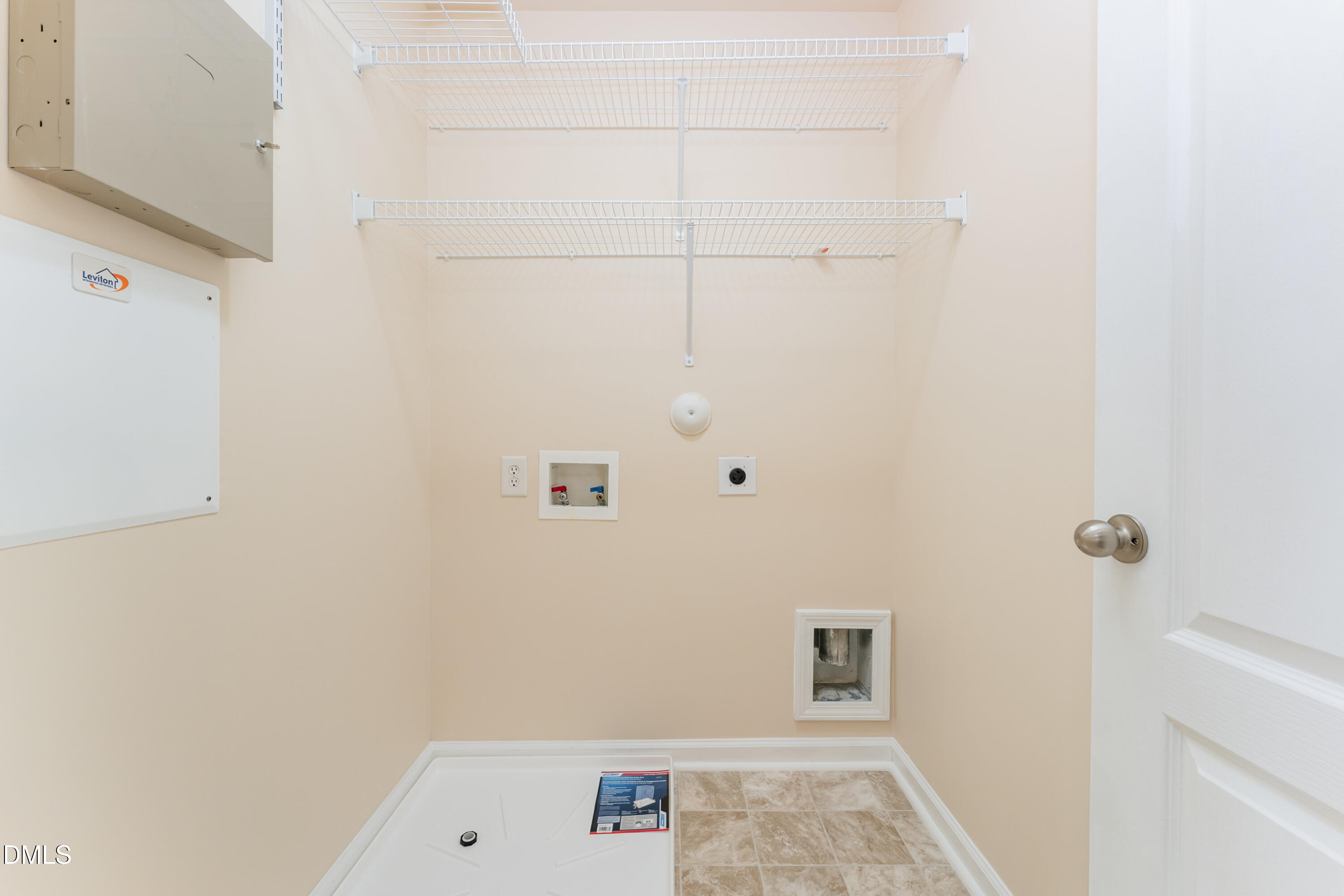 Raleigh, North Carolina, 27614, United States, 4 Bedrooms Bedrooms, ,3 BathroomsBathrooms,Residential,For Sale,1961308