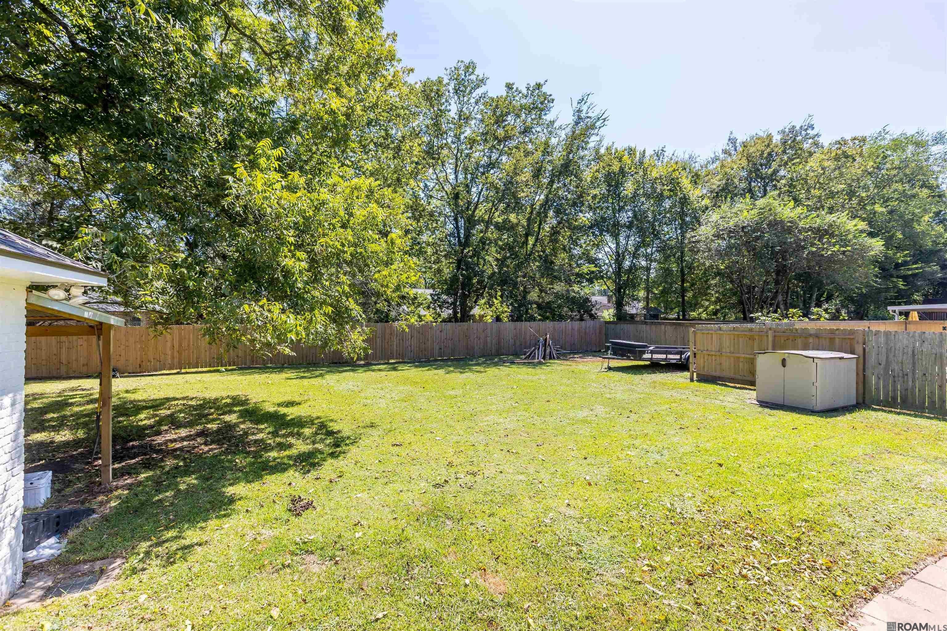 Baton Rouge, Louisiana, 70820, United States, 4 Bedrooms Bedrooms, ,3 BathroomsBathrooms,Residential,For Sale,1980276