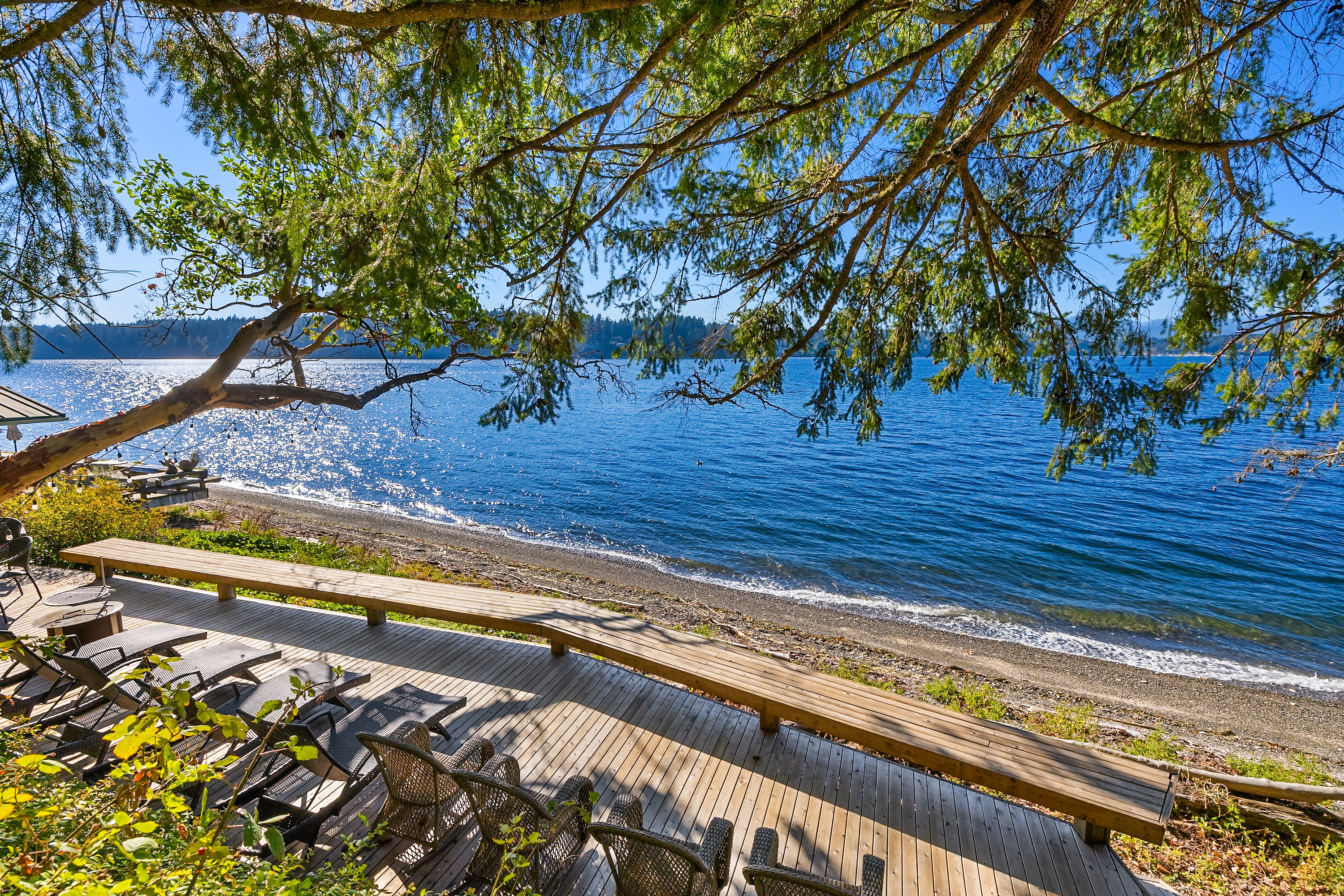  8405 Hansen Road Northeast, Bainbridge Island, WA 98110 - 物件實景