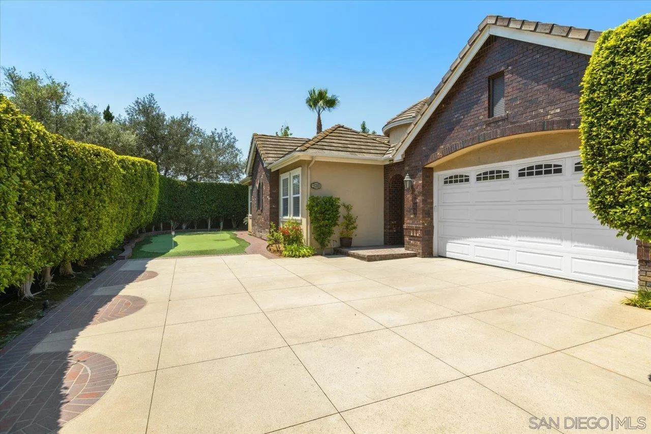San Diego, California, 92128, United States, 4 Bedrooms Bedrooms, ,4 BathroomsBathrooms,Residential,For Sale,1926173