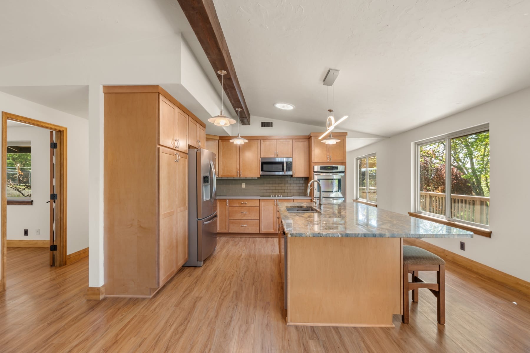  3583 Ross Lane Central Point, OR 97502 - 物件實景