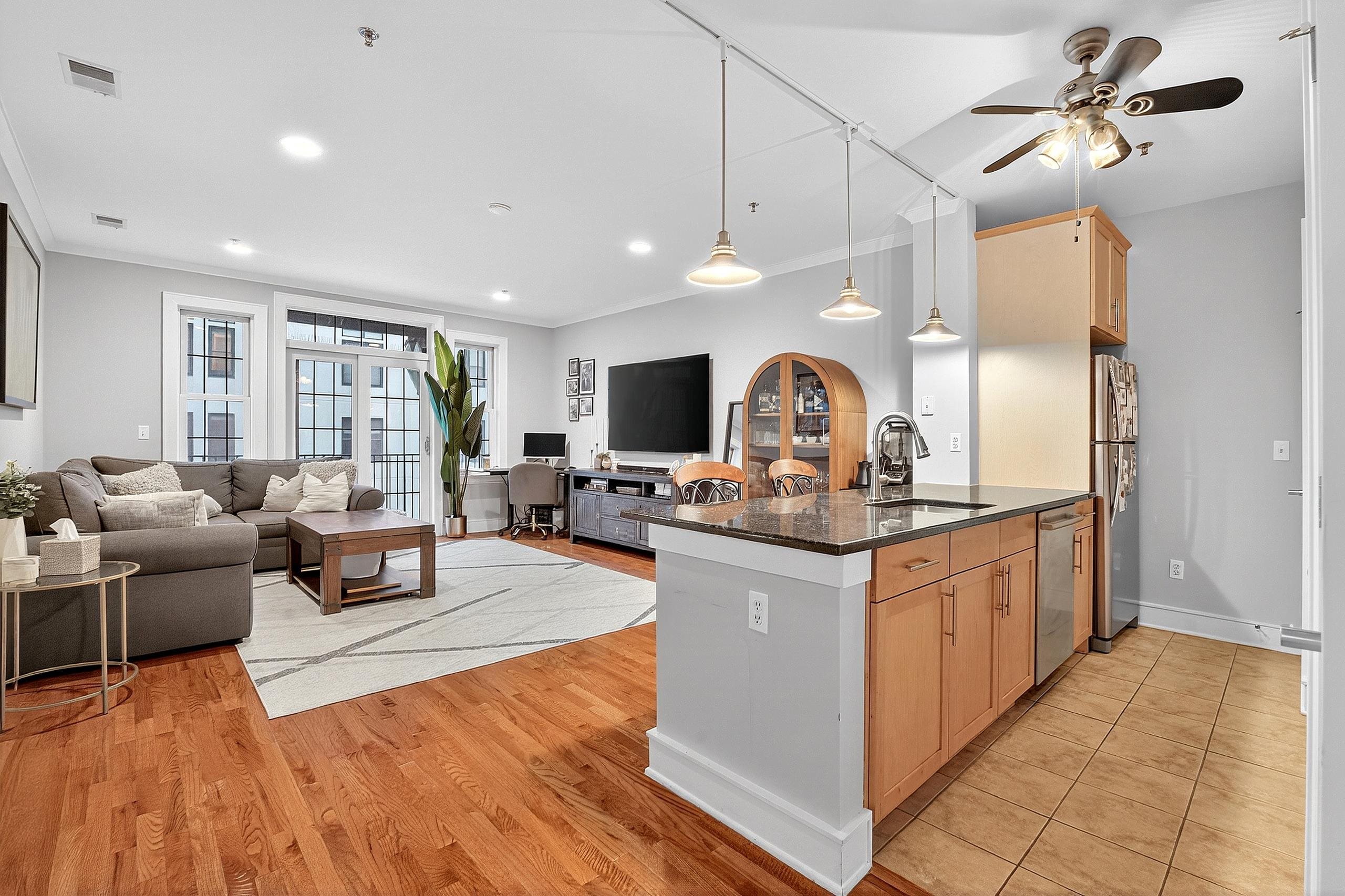 Hoboken, New Jersey, 07030, United States, 1 Bedroom Bedrooms, ,1 BathroomBathrooms,Residential,For Sale,2000534