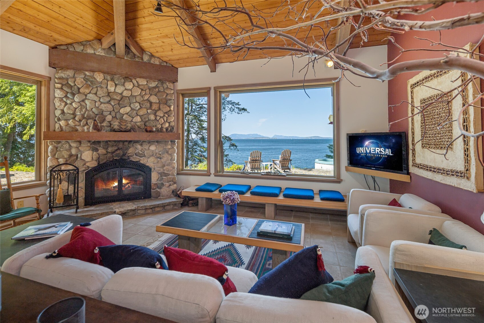 Henry Island, Washington, 98250, United States, 4 Bedrooms Bedrooms, ,1 BathroomBathrooms,Residential,For Sale,1988097