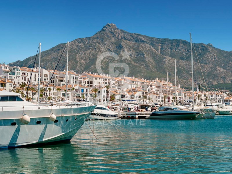 Marbella, Andalusia, ES, 3 Bedrooms Bedrooms, ,Residential,For Sale,1903363