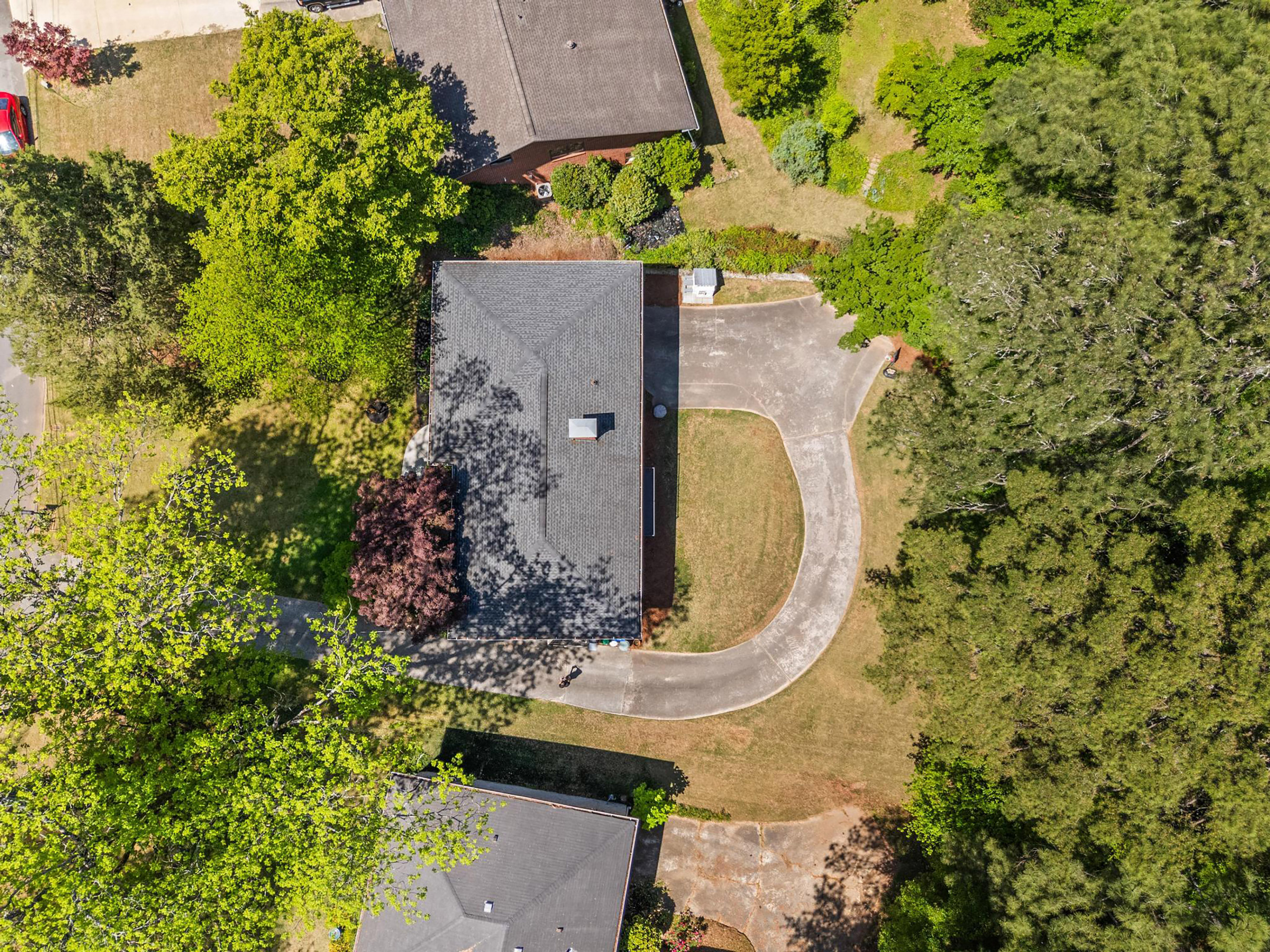  Lovely Ranch Home with Striking Curb Appeal and Modern Updates - 物件實景