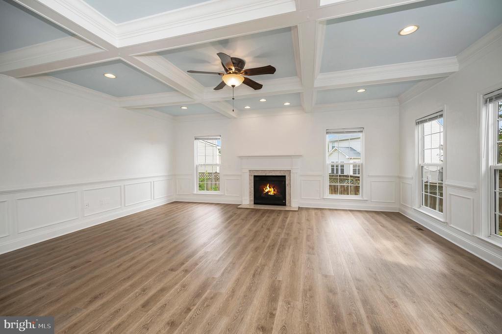 Bealeton, Virginia, 22712, United States, 6 Bedrooms Bedrooms, ,4 BathroomsBathrooms,Residential,For Sale,1916093