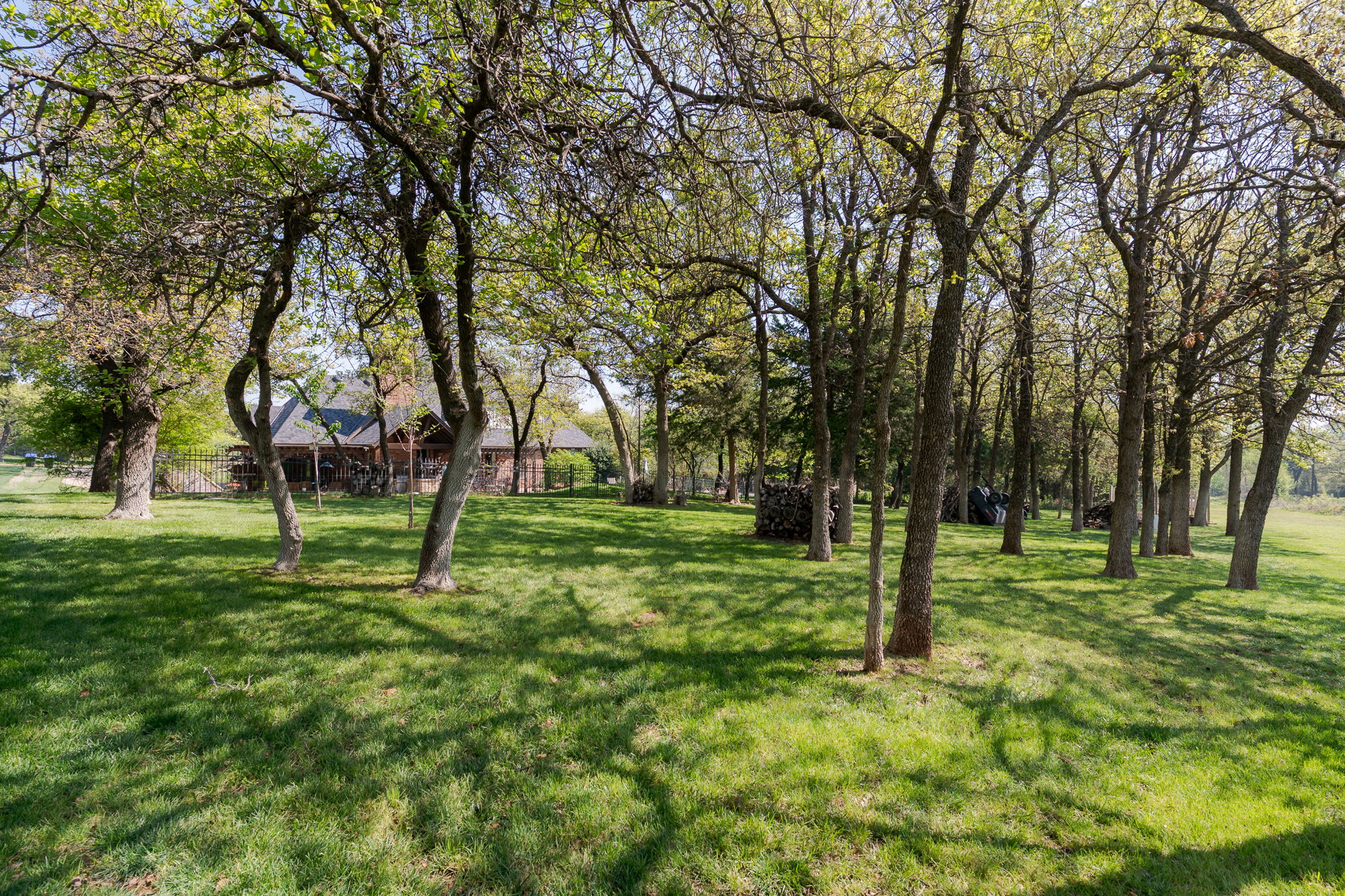  2688 La Belle Rue, Edmond, OK 73034 - 物件實景