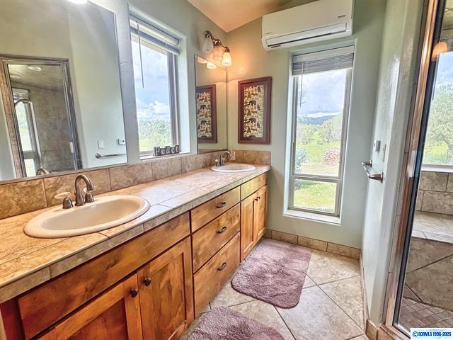 Mimbres, New Mexico, 88049, United States, 2 Bedrooms Bedrooms, ,Residential,For Sale,1931882