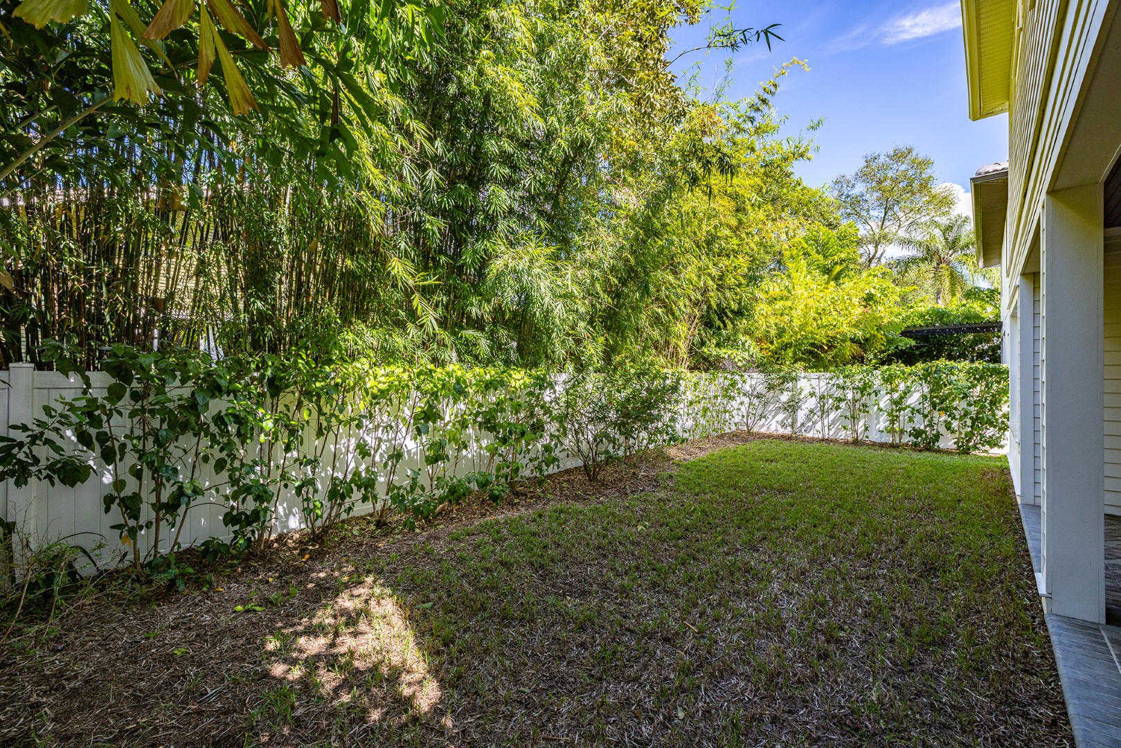 Tampa, Florida, 33629, United States, 4 Bedrooms Bedrooms, ,4 BathroomsBathrooms,Residential,For Sale,1981246