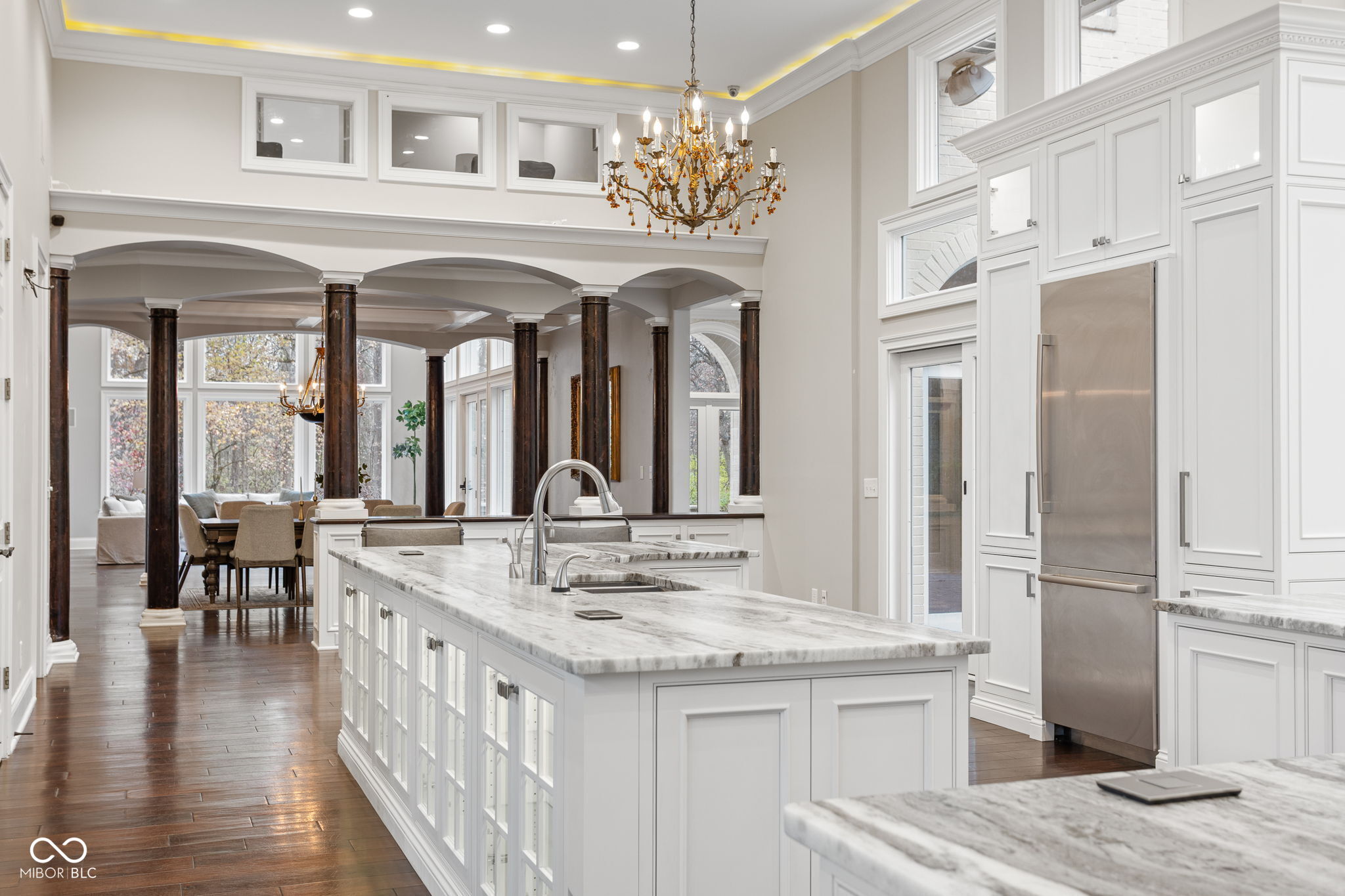 Indianapolis, Indiana, 46226, United States, 6 Bedrooms Bedrooms, ,7 BathroomsBathrooms,Residential,For Sale,1998001