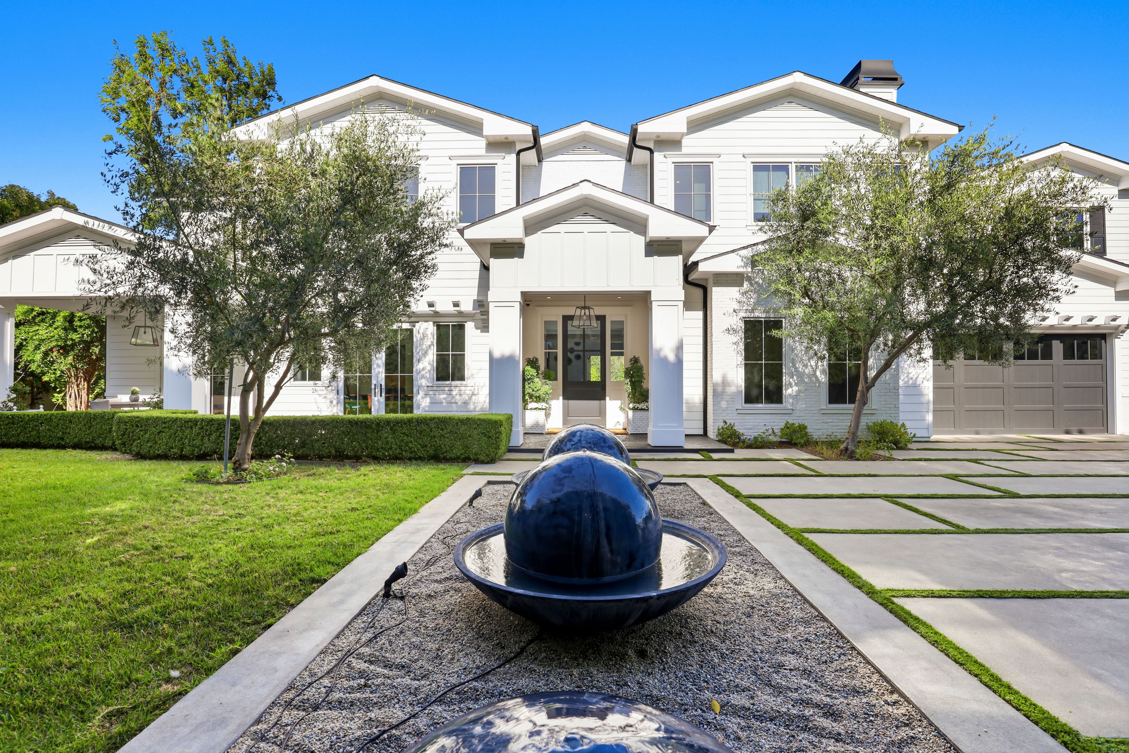  5342 Shoshone Avenue - 物件實景