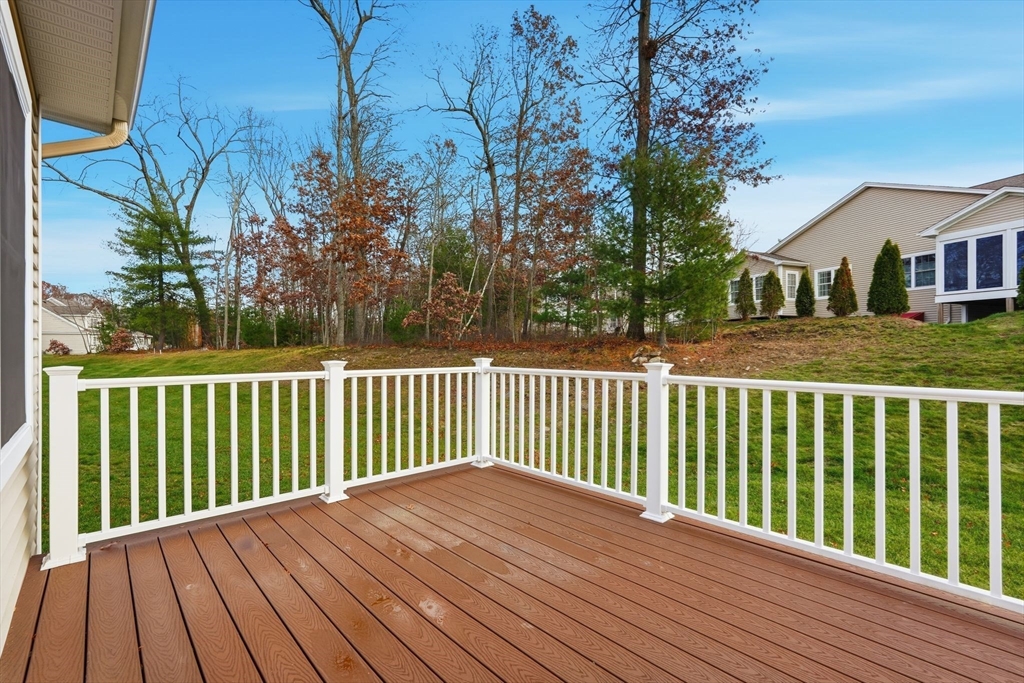 Wilbraham, Massachusetts, 01095, United States, 2 Bedrooms Bedrooms, ,2 BathroomsBathrooms,Residential,For Sale,1995815