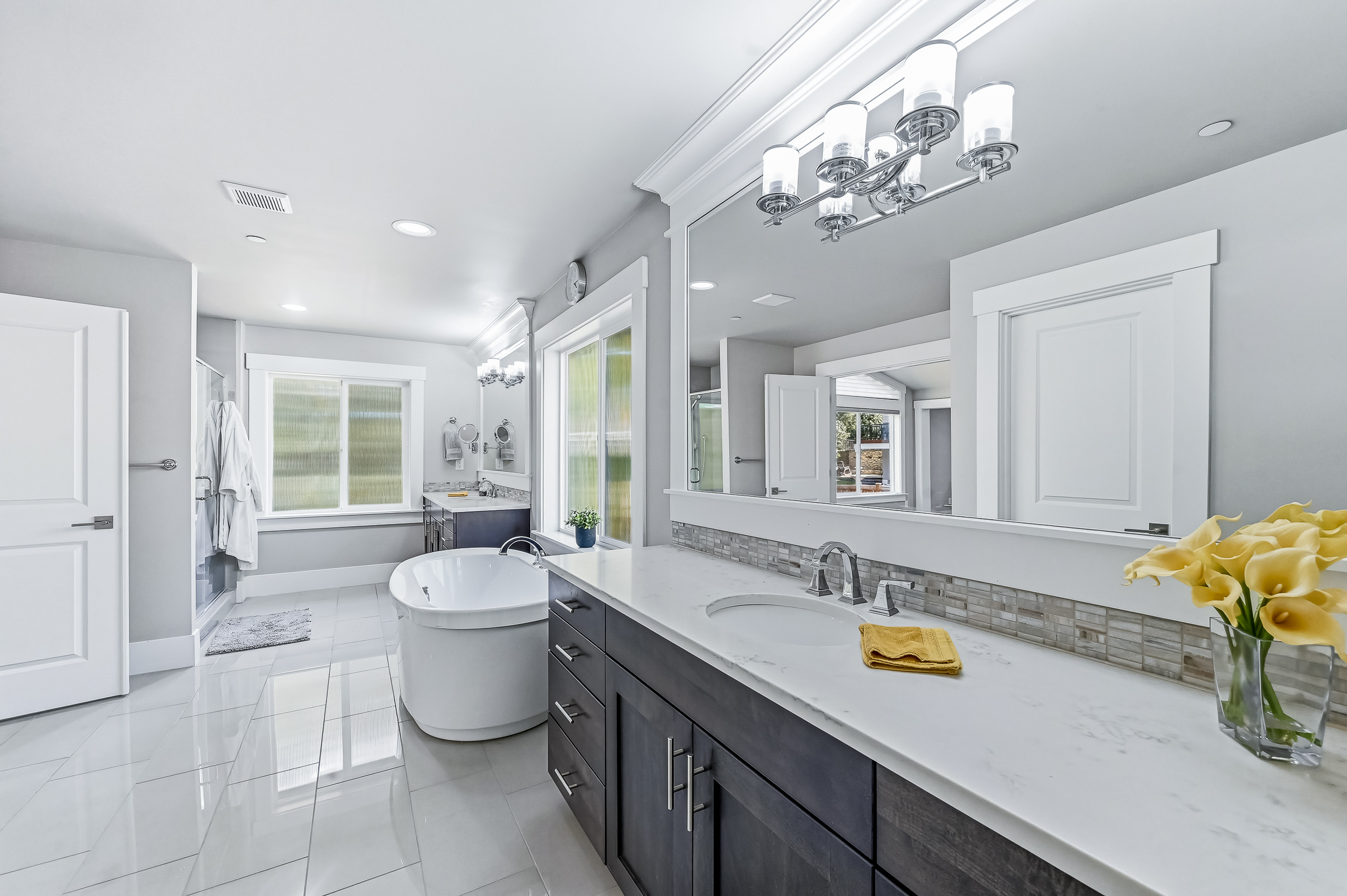  13628 Northeast 133rd Place, Kirkland, WA 98034 - 物件實景