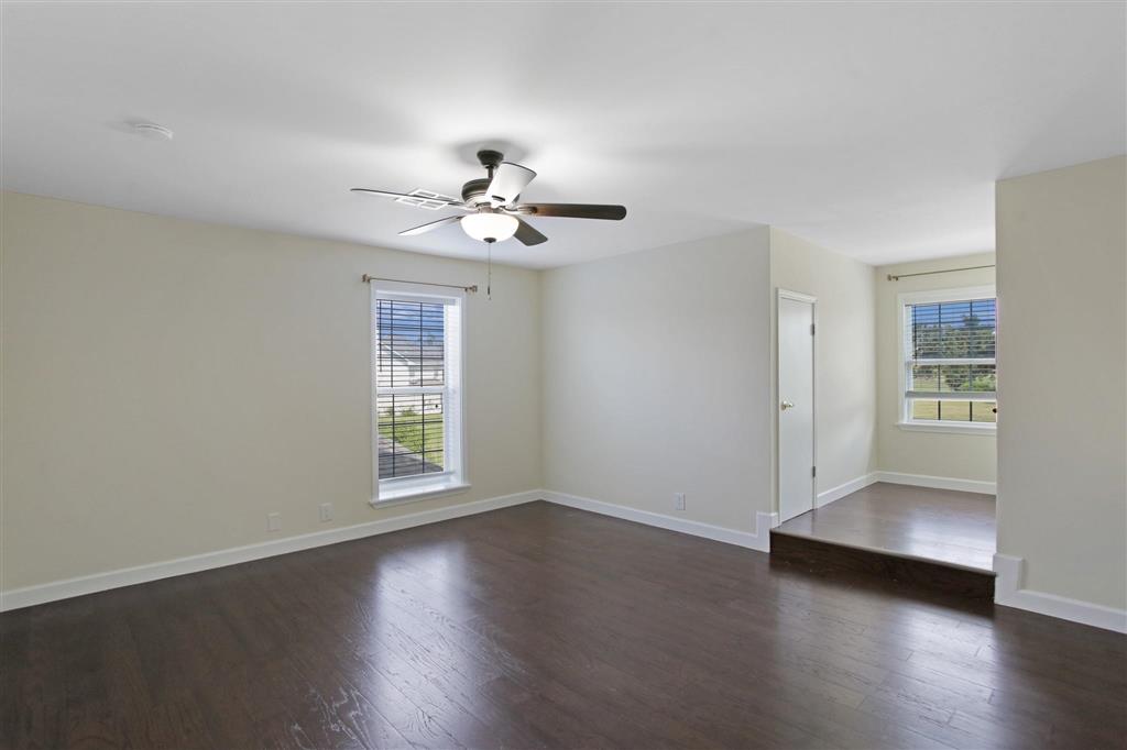 Lake Charles, Louisiana, 70605, United States, 4 Bedrooms Bedrooms, ,4 BathroomsBathrooms,Residential,For Sale,1979416