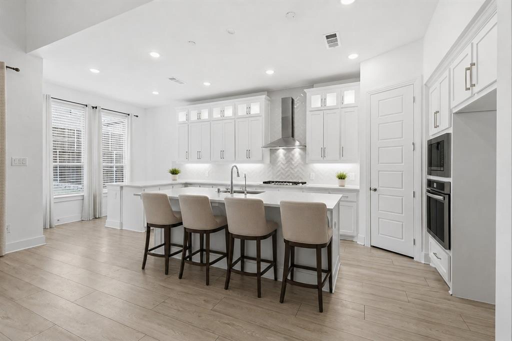 Oak Point, Texas, 75068, United States, 4 Bedrooms Bedrooms, ,3 BathroomsBathrooms,Residential,For Sale,2024107