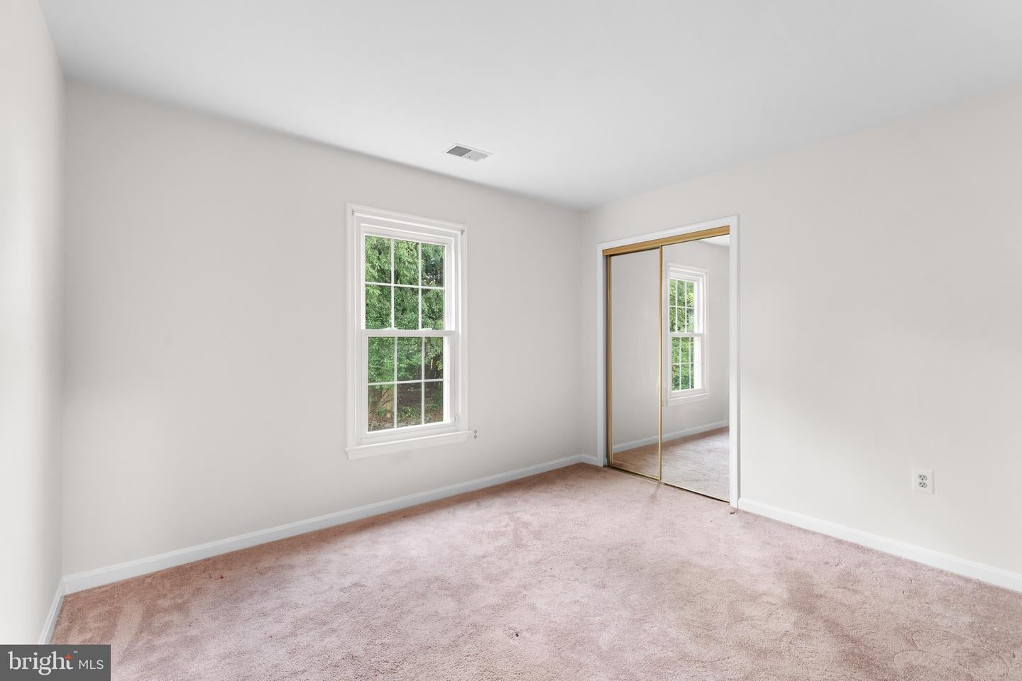 BOWIE, Maryland, 20720, United States, 4 Bedrooms Bedrooms, ,4 BathroomsBathrooms,Residential,For Sale,1897173