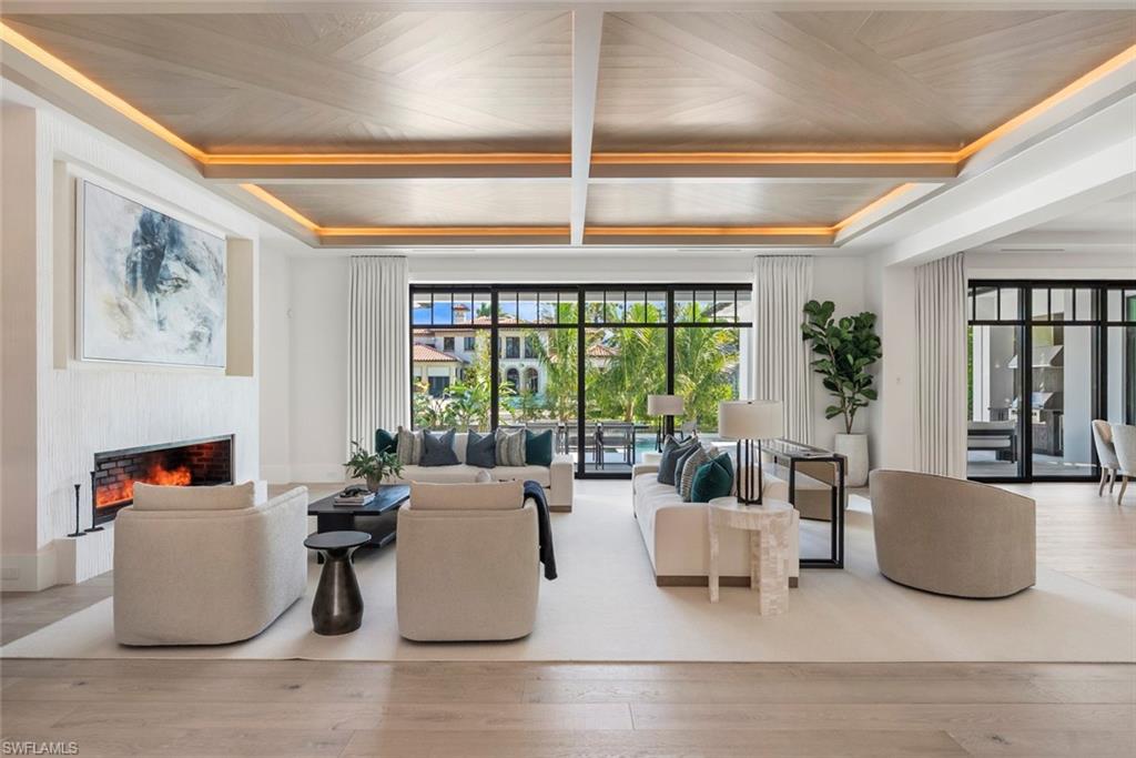 Naples, Florida, 34102, United States, 4 Bedrooms Bedrooms, ,6 BathroomsBathrooms,Residential,For Sale,2003055