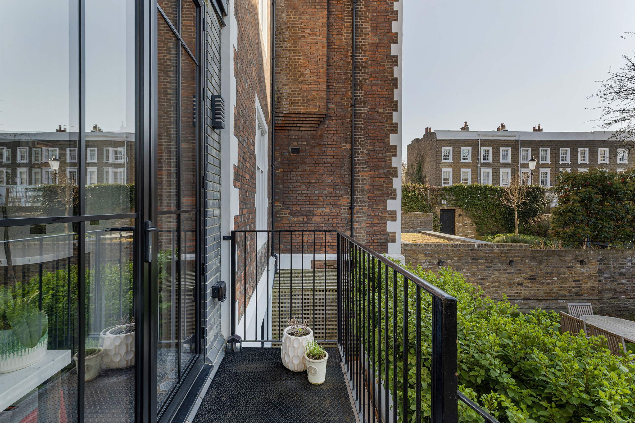  A Restored Victorian House with a Large Private Garden - 物件實景