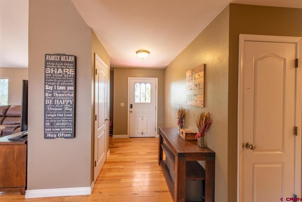 Austin, Colorado, 81410, United States, 4 Bedrooms Bedrooms, ,3 BathroomsBathrooms,Residential,For Sale,1976100