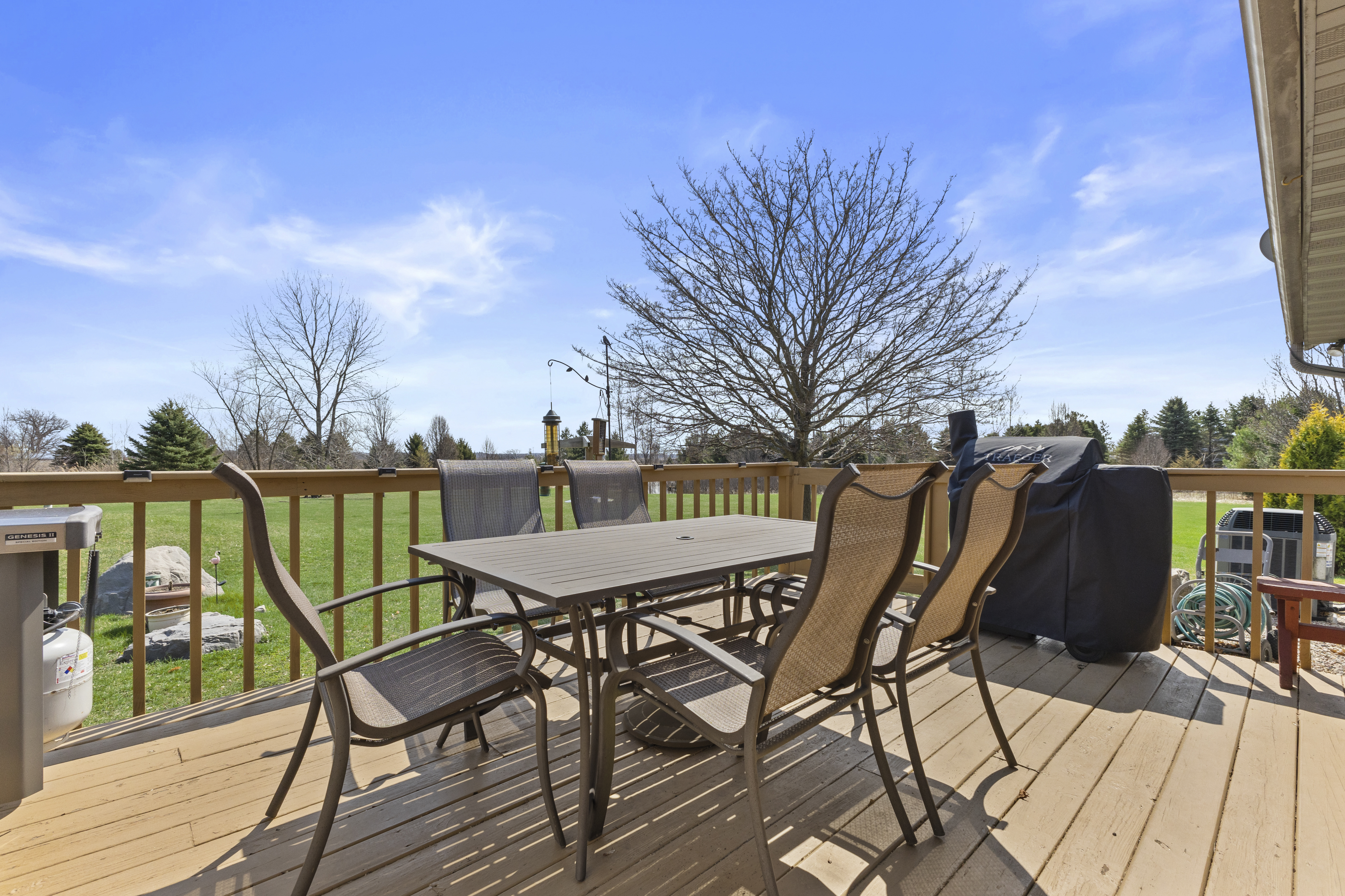  tranquil 3-acre homestead in union  grove - 物件實景