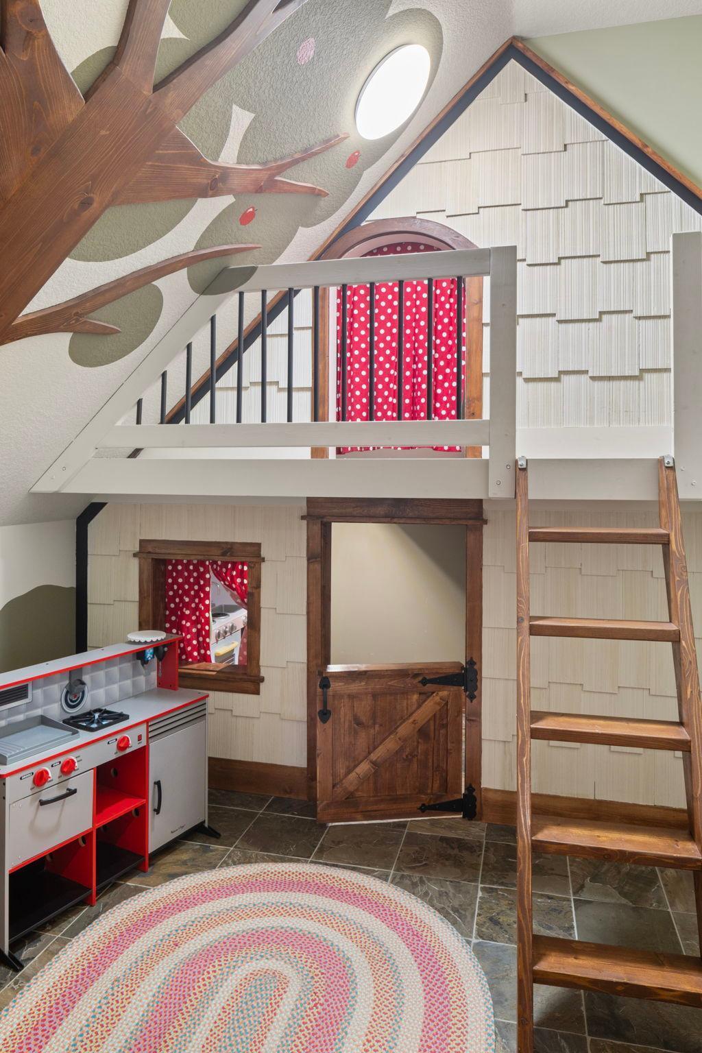 Minnetrista, Minnesota, 55364, United States, 5 Bedrooms Bedrooms, ,5 BathroomsBathrooms,Residential,For Sale,1891074