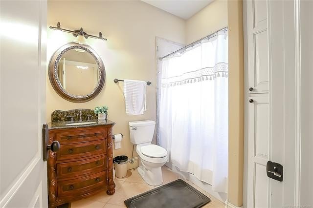 Tahlequah, Oklahoma, 74464, United States, 5 Bedrooms Bedrooms, ,5 BathroomsBathrooms,Residential,For Sale,1987377