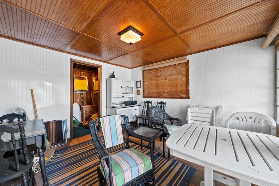 Rhine, Wisconsin, 53020, United States, 3 Bedrooms Bedrooms, ,4 BathroomsBathrooms,Residential,For Sale,1982629