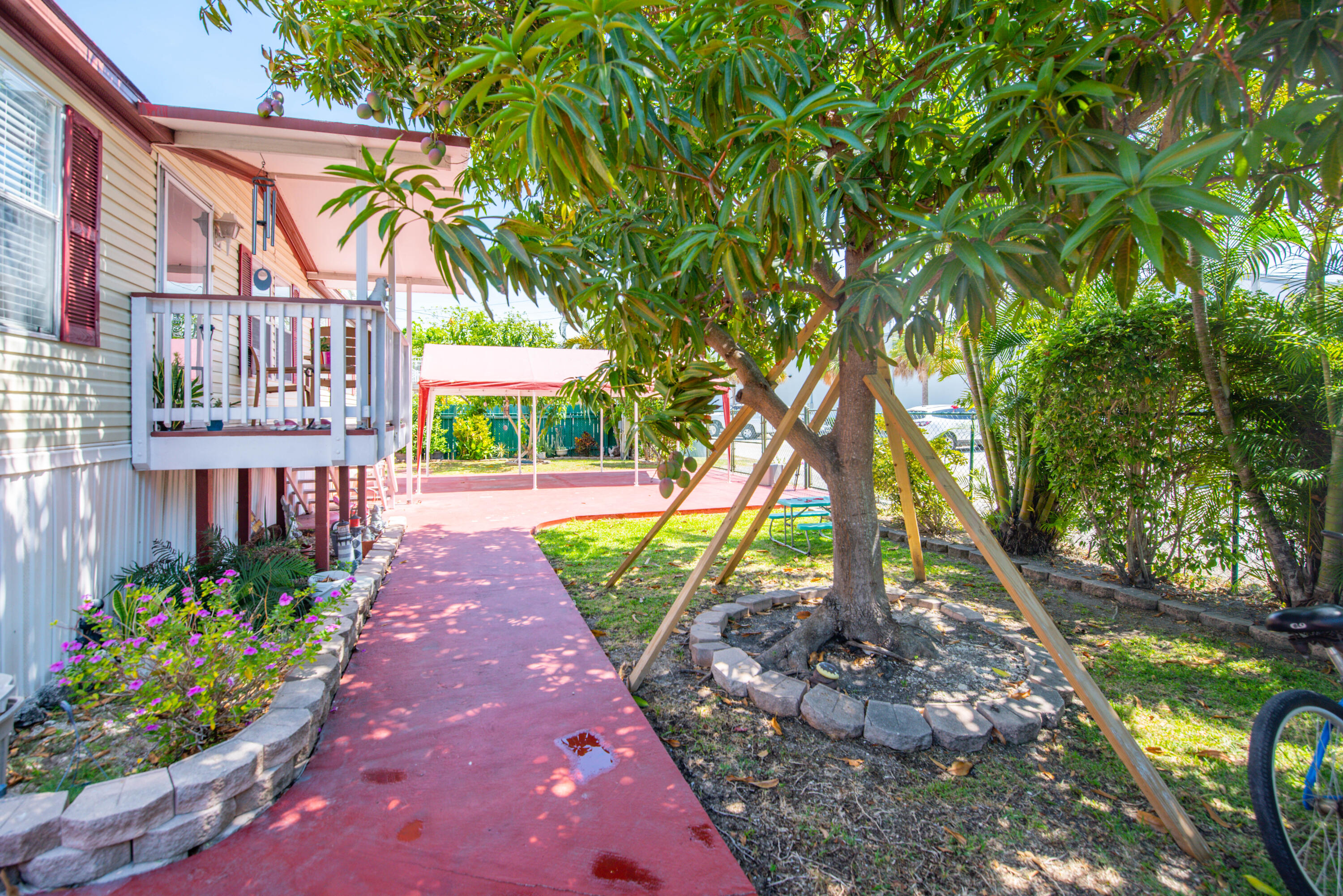 Stock Island, Florida, 33040, United States, 4 Bedrooms Bedrooms, ,3 BathroomsBathrooms,Residential,For Sale,1849012