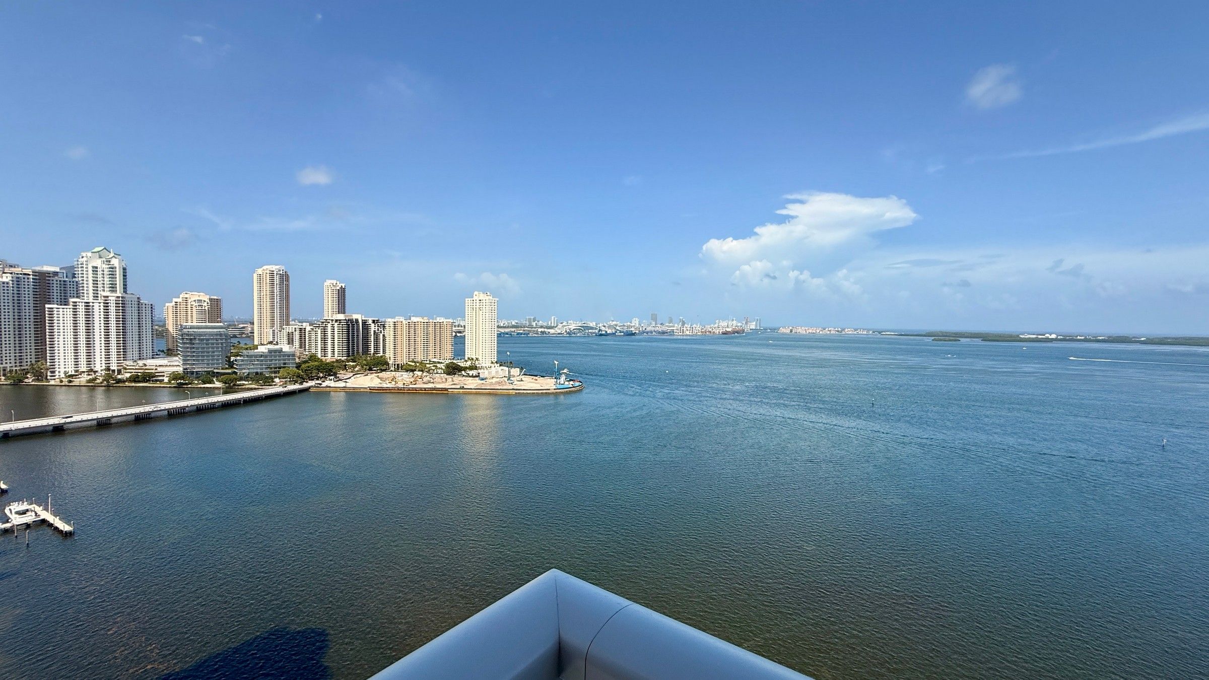  1155 Brickell Bay Dr, Miami, FL, 33131 - 物件實景