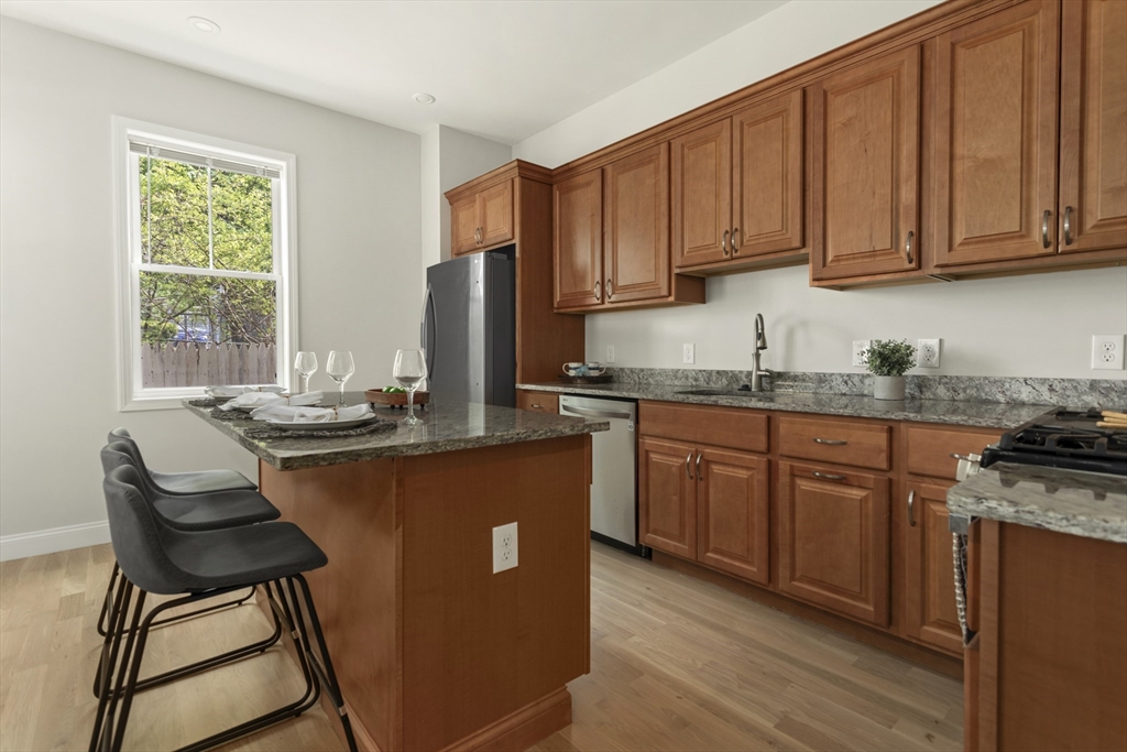 77 North St, 77, Somerville, Massachusetts, 02144, United States, 3 Bedrooms Bedrooms, ,3 BathroomsBathrooms,Residential,For Sale,77 North St , 77,1550085