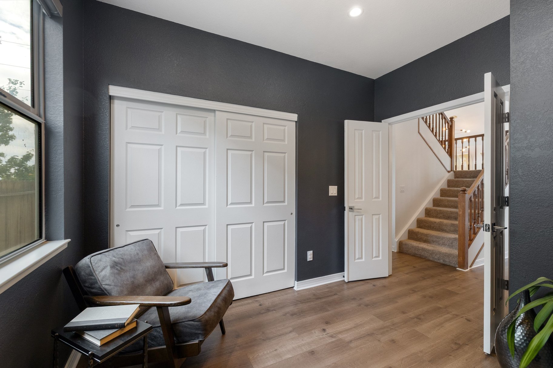  Beautifully renovated home offering warmth and serene living - 物件實景