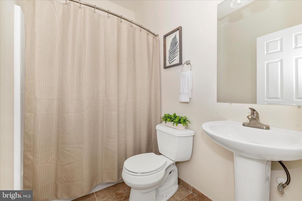 Frederick, Maryland, 21702, United States, 4 Bedrooms Bedrooms, ,3 BathroomsBathrooms,Residential,For Sale,1987380