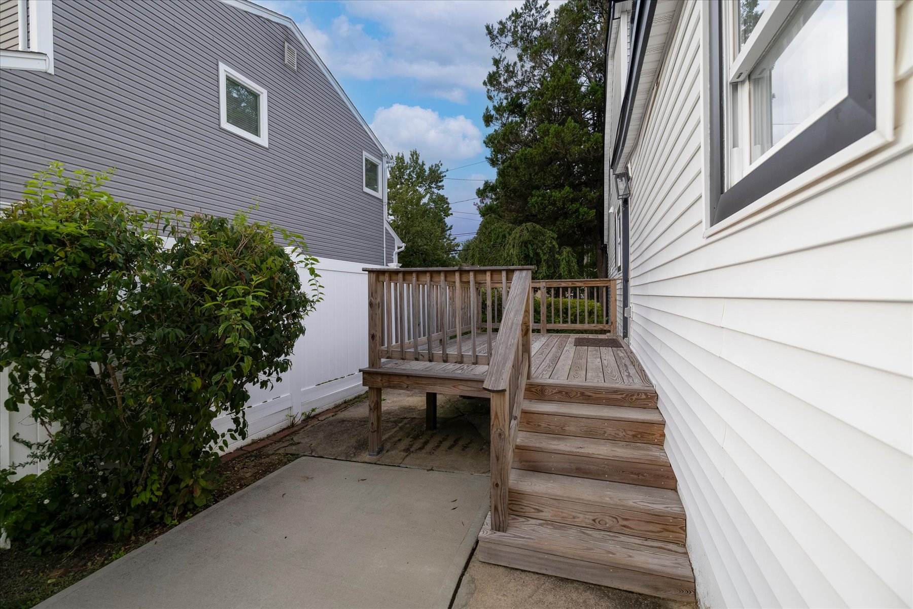  210 N Delaware Avenue, Massapequa, NY, 11758 - 物件實景