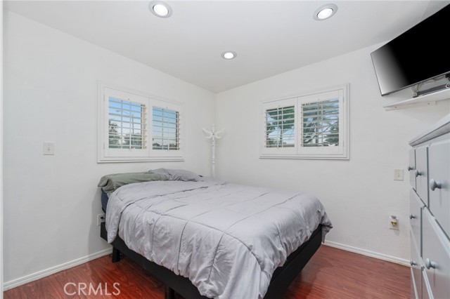 South Gate, California, 90280, United States, 4 Bedrooms Bedrooms, ,Residential,For Sale,2005257